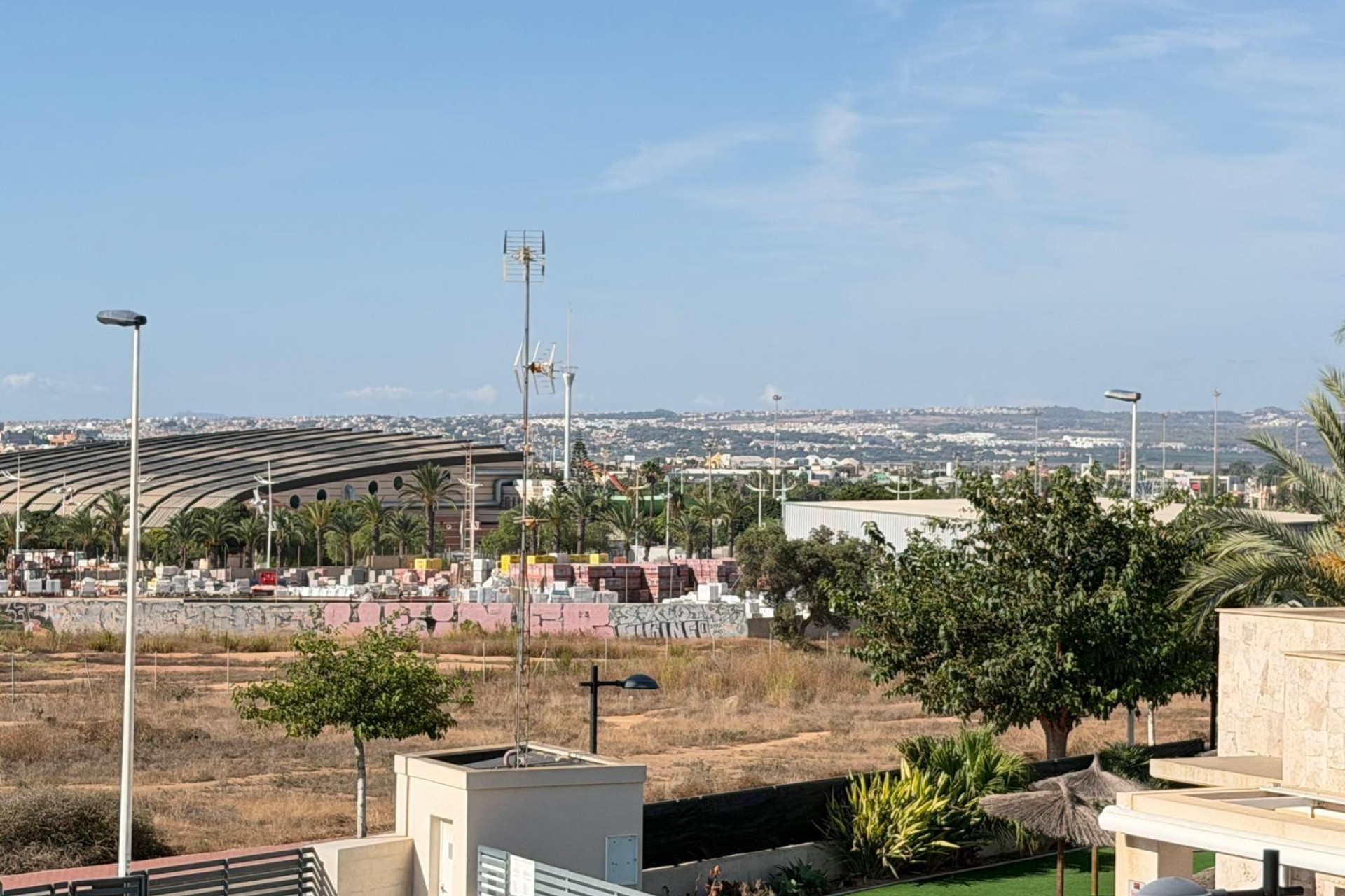A Vendre - Adosado -
Torrevieja - Aguas Nuevas