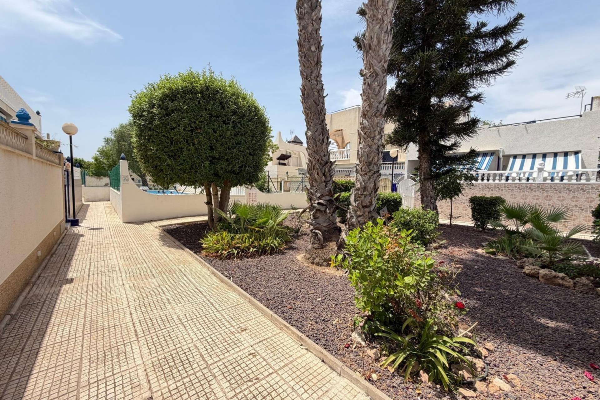A Vendre - Adosado -
Torrevieja - Carrefour