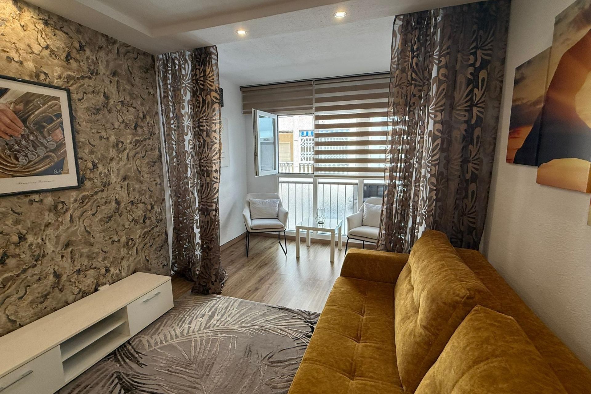 A Vendre - Apartamento -
Torrevieja - Centro