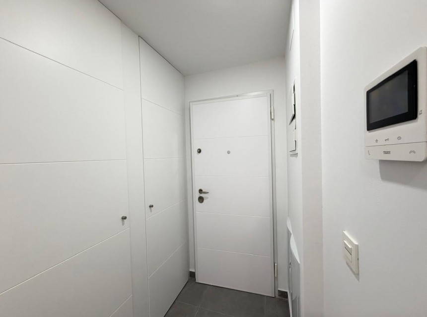A Vendre - Apartamento -
Torrevieja - Estacion de autobuses