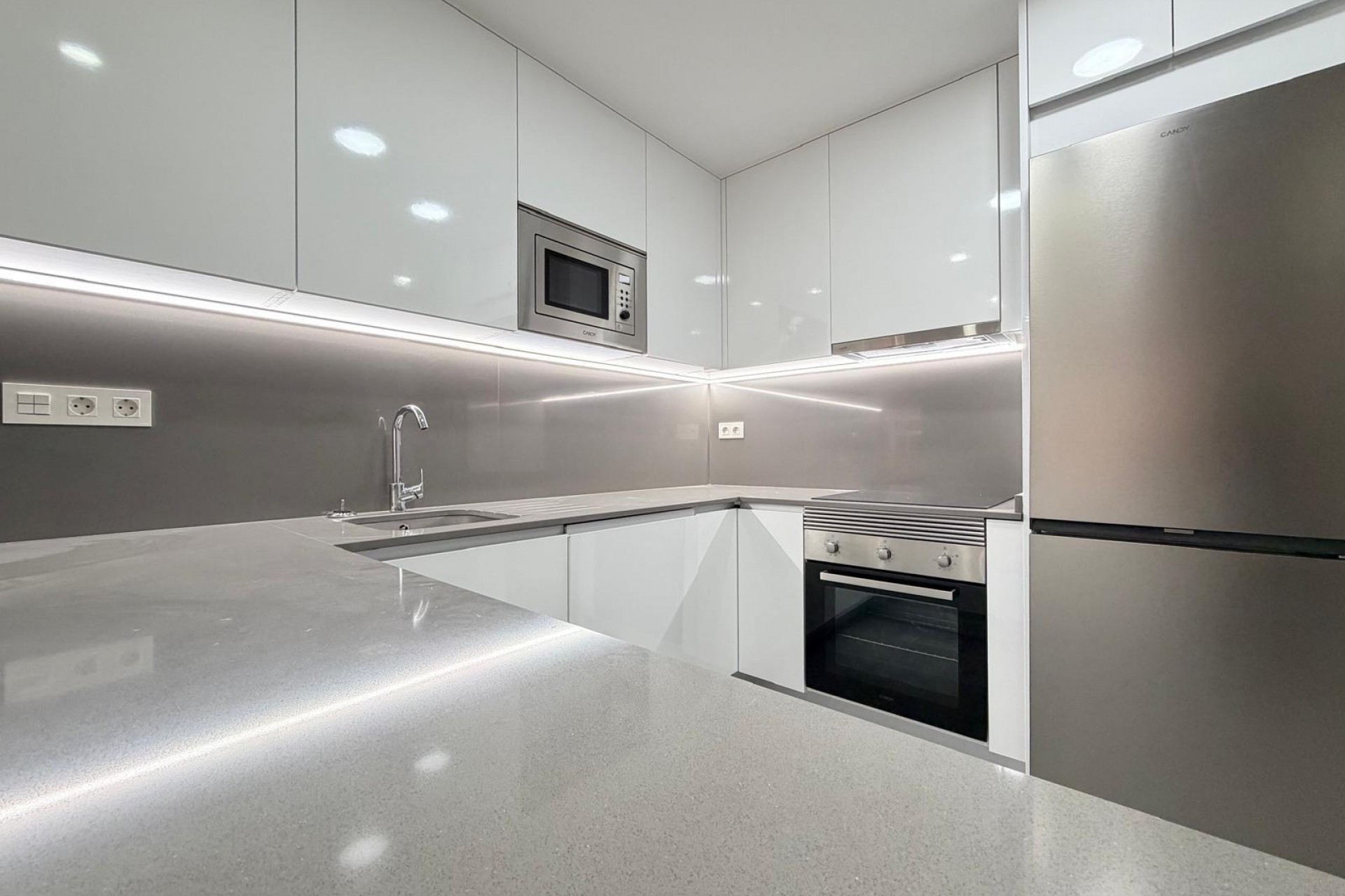 A Vendre - Apartamento -
Torrevieja - Estacion de autobuses
