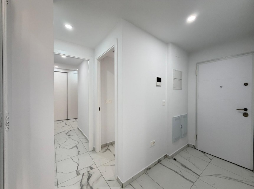A Vendre - Apartamento -
Torrevieja - Estacion de autobuses