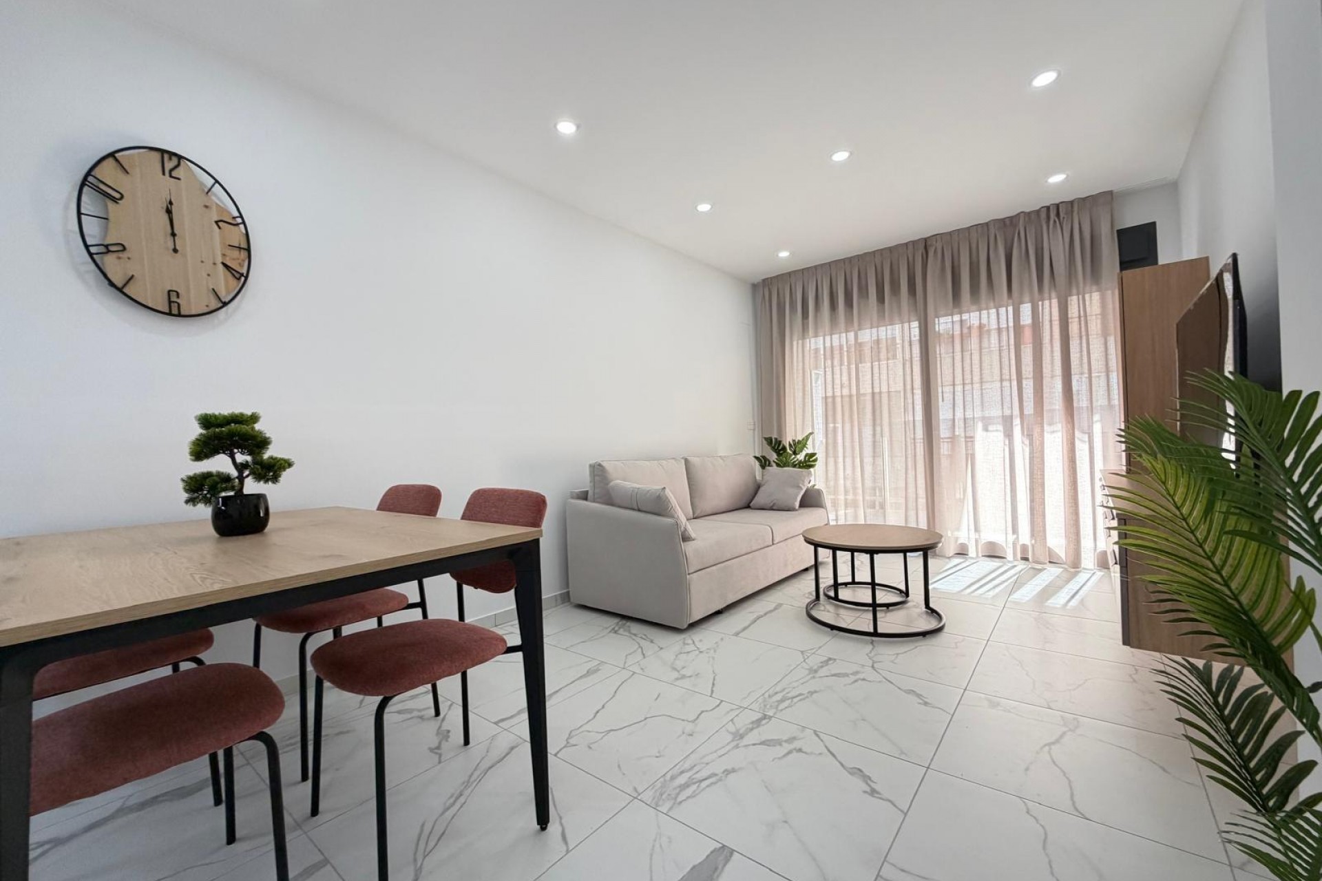 A Vendre - Apartamento -
Torrevieja - Estacion de autobuses