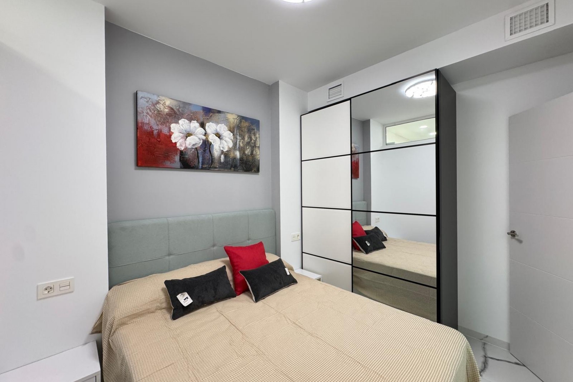 A Vendre - Apartamento -
Torrevieja - Estacion de autobuses
