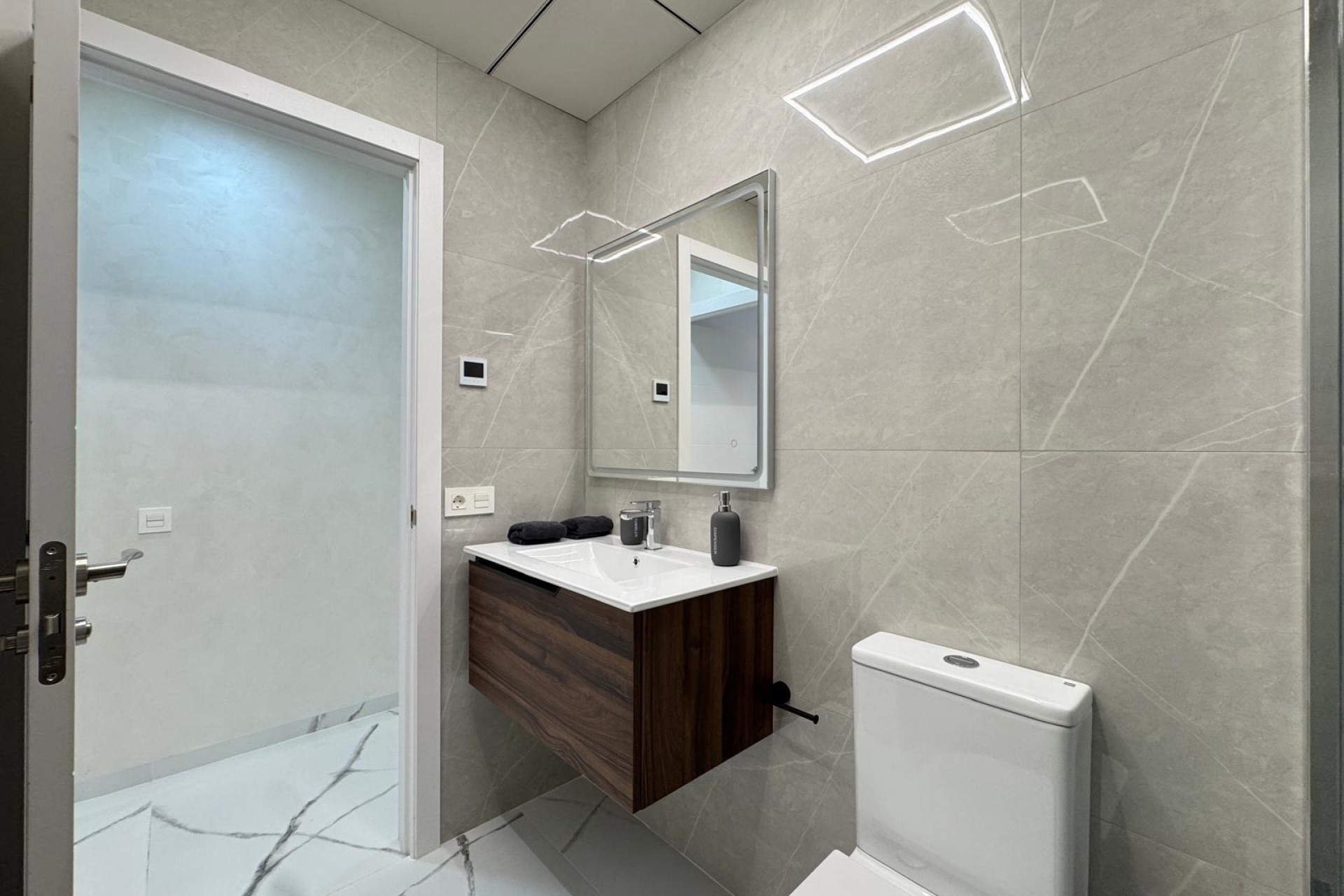 A Vendre - Apartamento -
Torrevieja - Estacion de autobuses