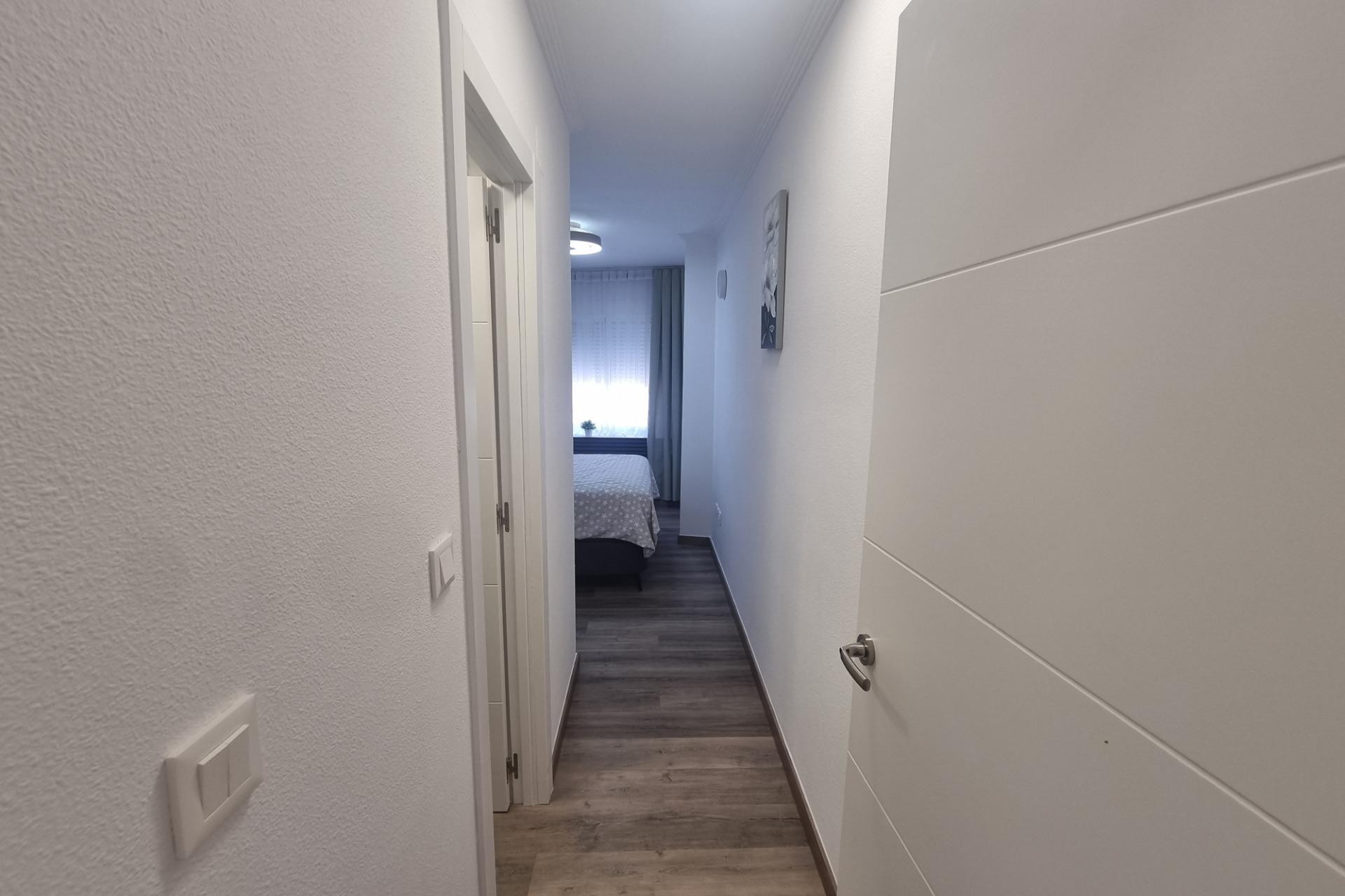 A Vendre - Apartamento -
Torrevieja - Estacion de autobuses
