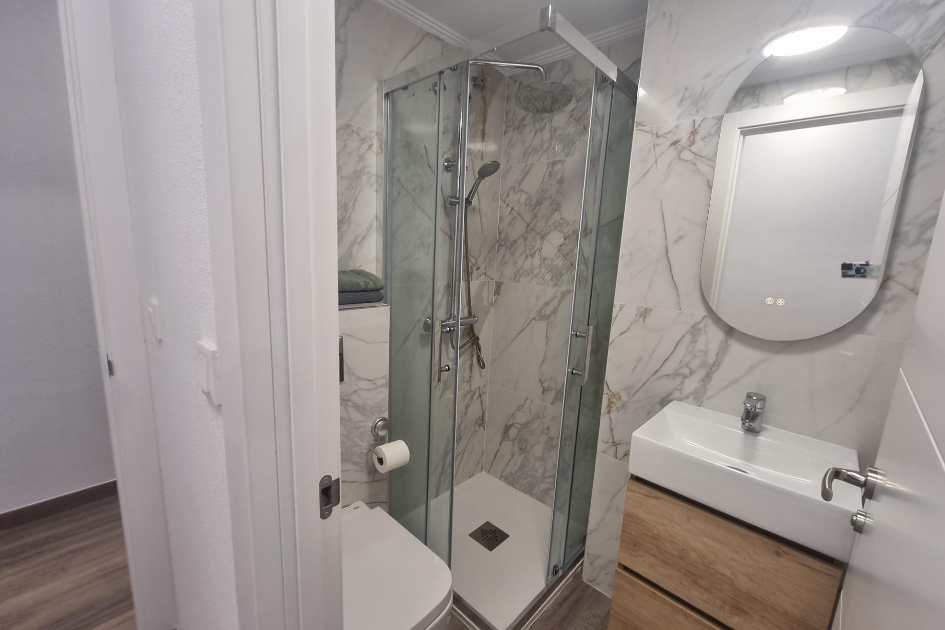 A Vendre - Apartamento -
Torrevieja - Estacion de autobuses