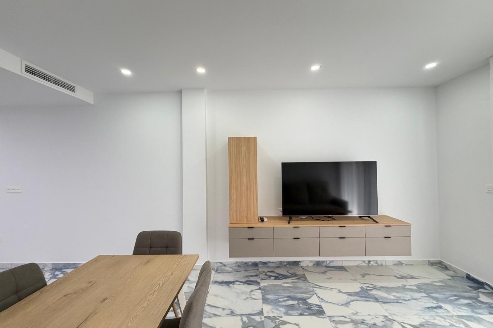 A Vendre - Apartamento -
Torrevieja - Estacion de autobuses