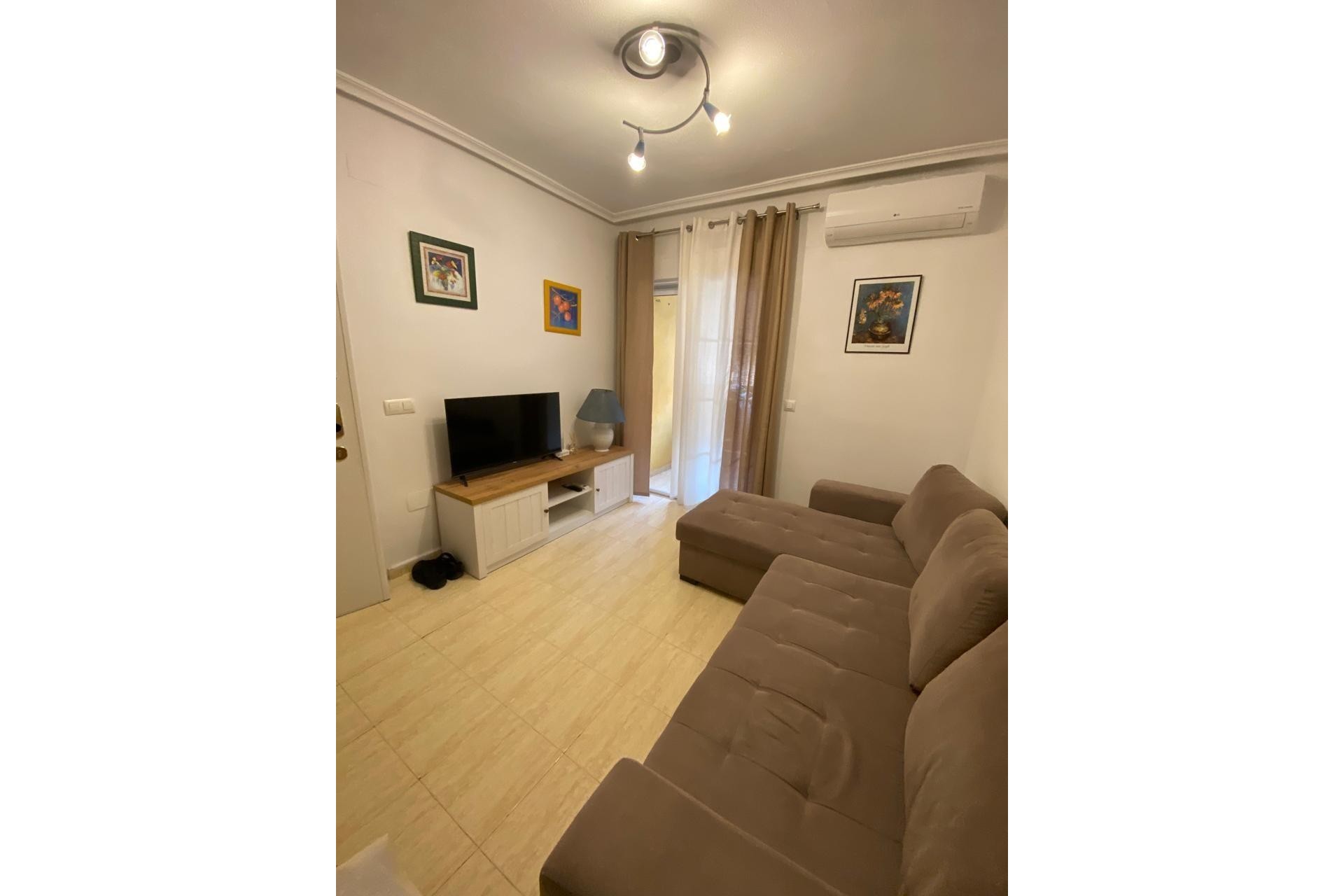 A Vendre - Apartamento -
Torrevieja - Habaneras