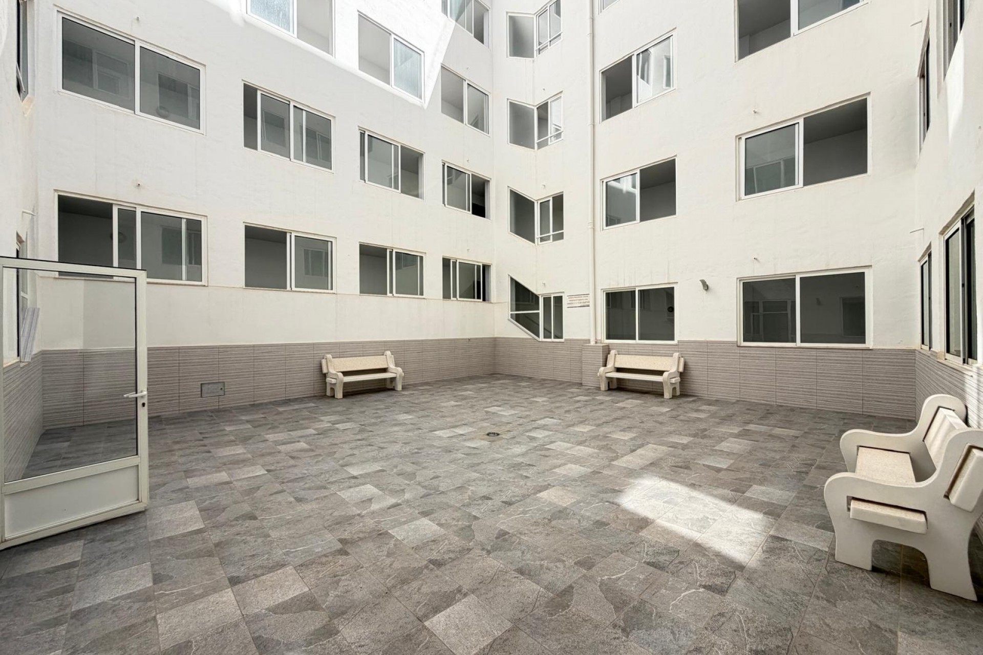 A Vendre - Apartamento -
Torrevieja - Las Piscinas Naturales