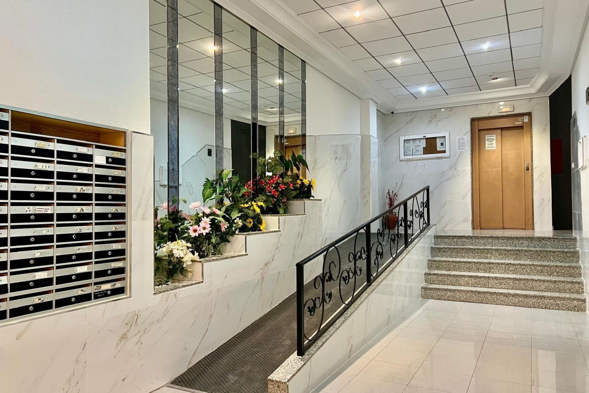 A Vendre - Apartamento -
Torrevieja - Parque de las Naciones