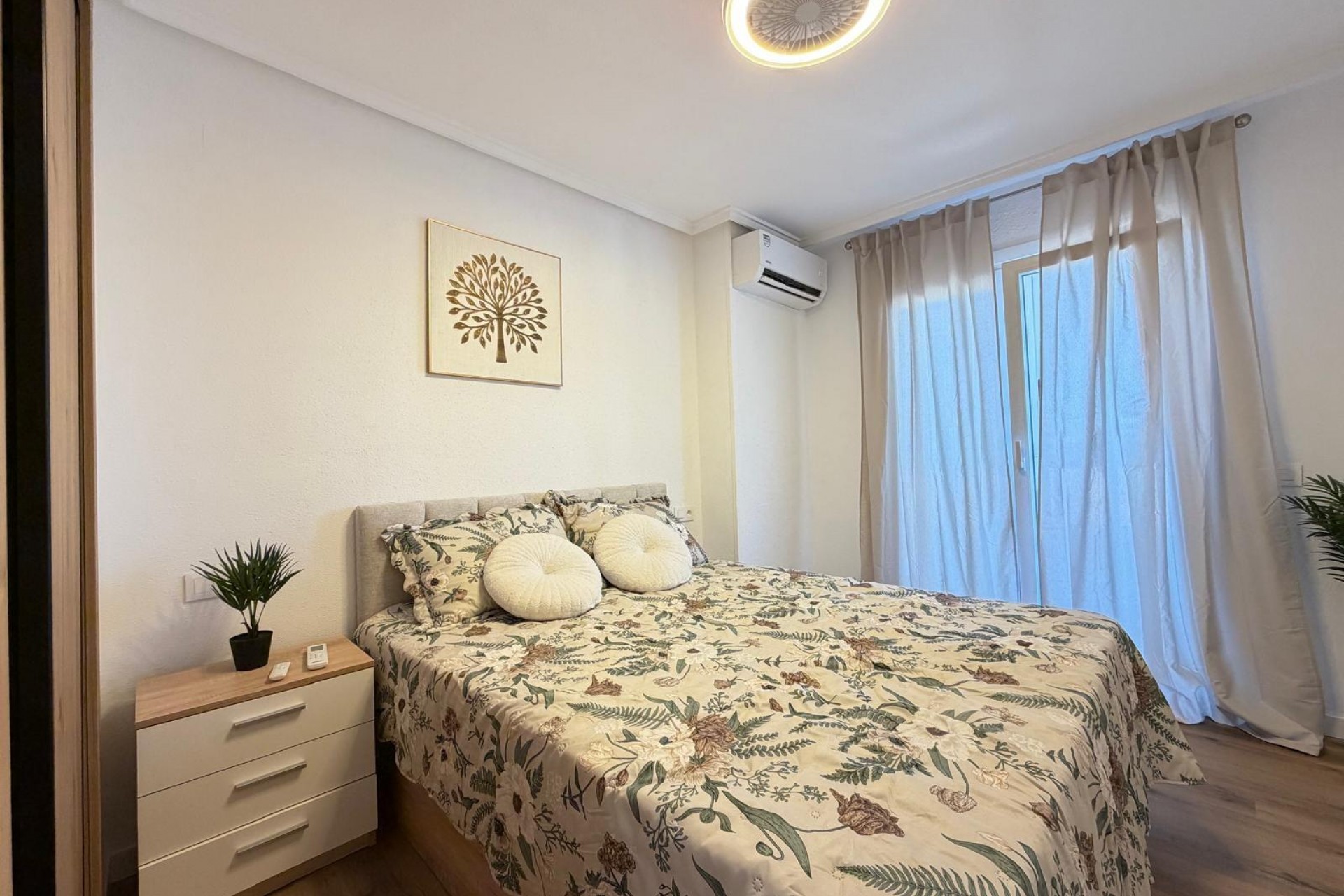 A Vendre - Apartamento -
Torrevieja - Parque de las Naciones