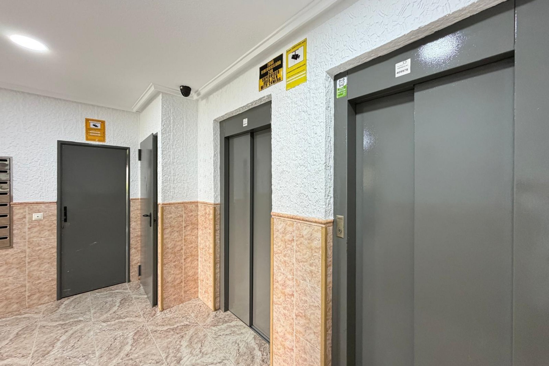 A Vendre - Apartamento -
Torrevieja - Parque de las Naciones