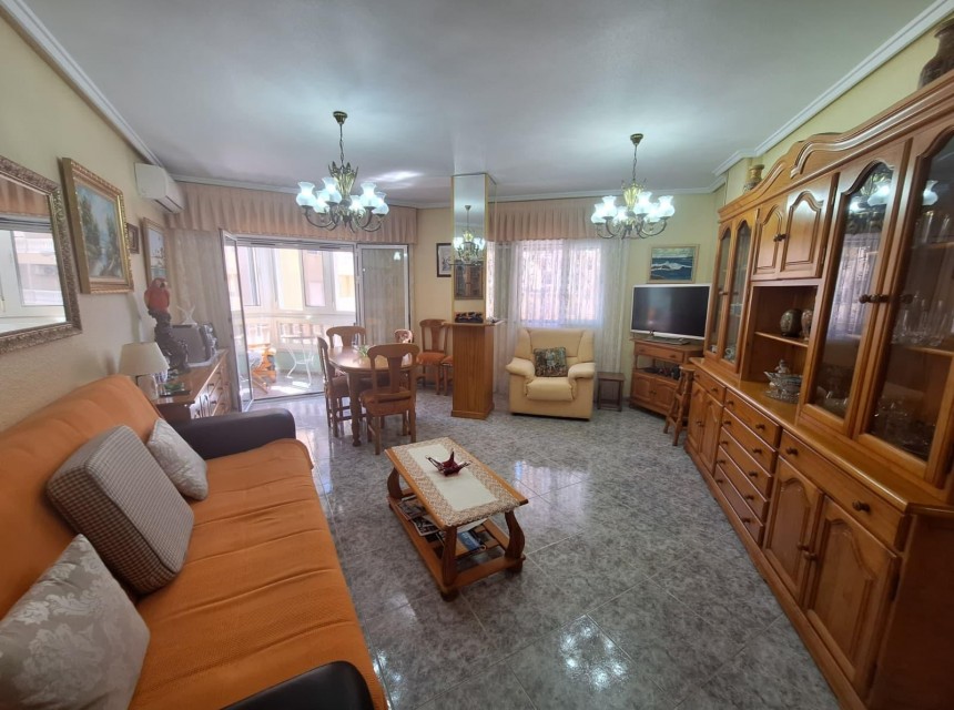 A Vendre - Apartamento -
Torrevieja - Playa de los locos