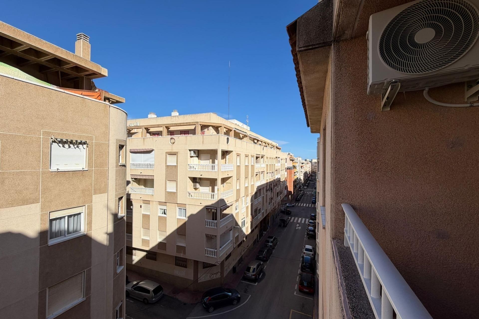 A Vendre - Apartamento -
Torrevieja - Playa del cura