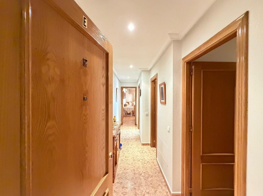 A Vendre - Apartamento -
Torrevieja - Playa del cura