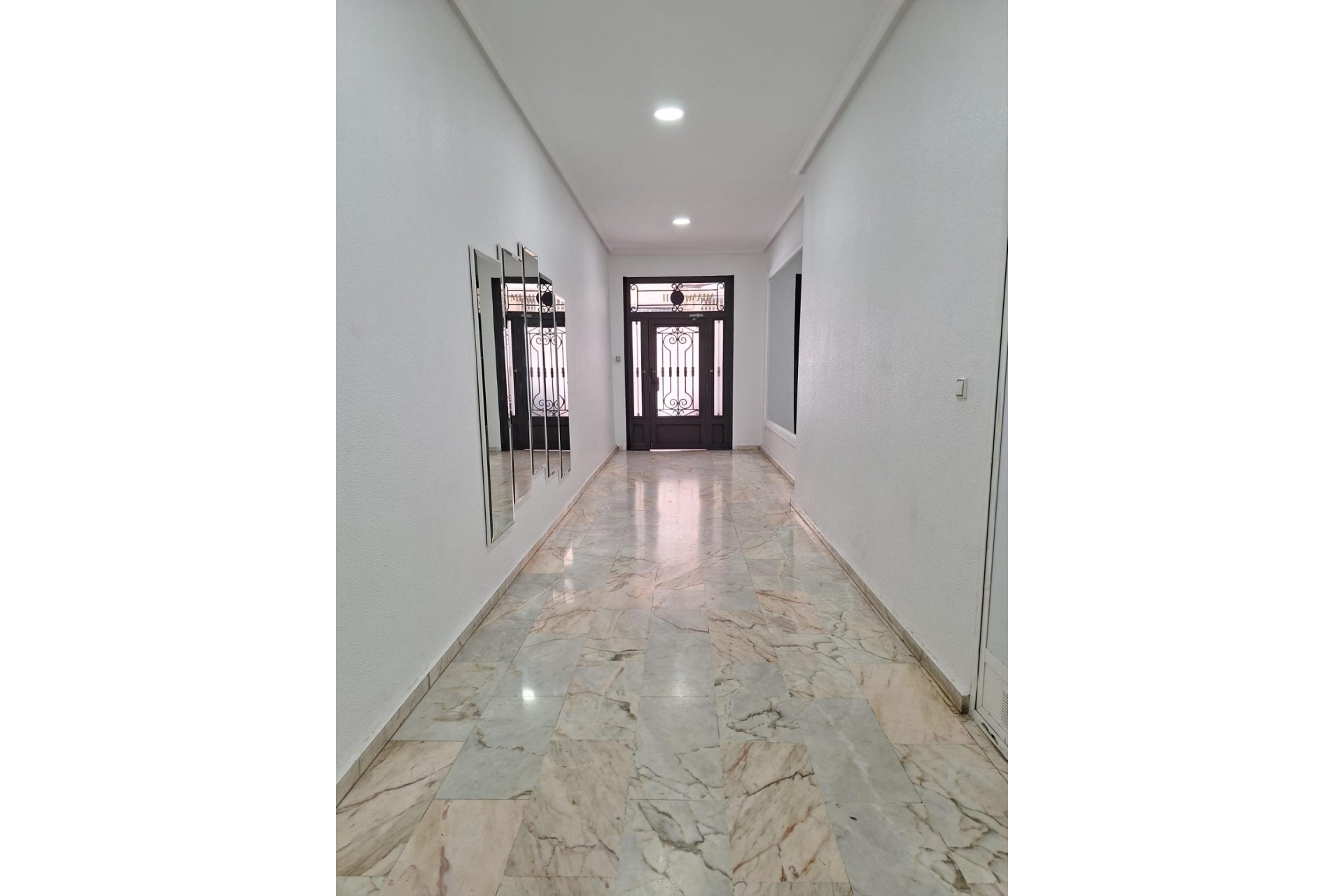 A Vendre - Apartamento -
Torrevieja - Playa del cura