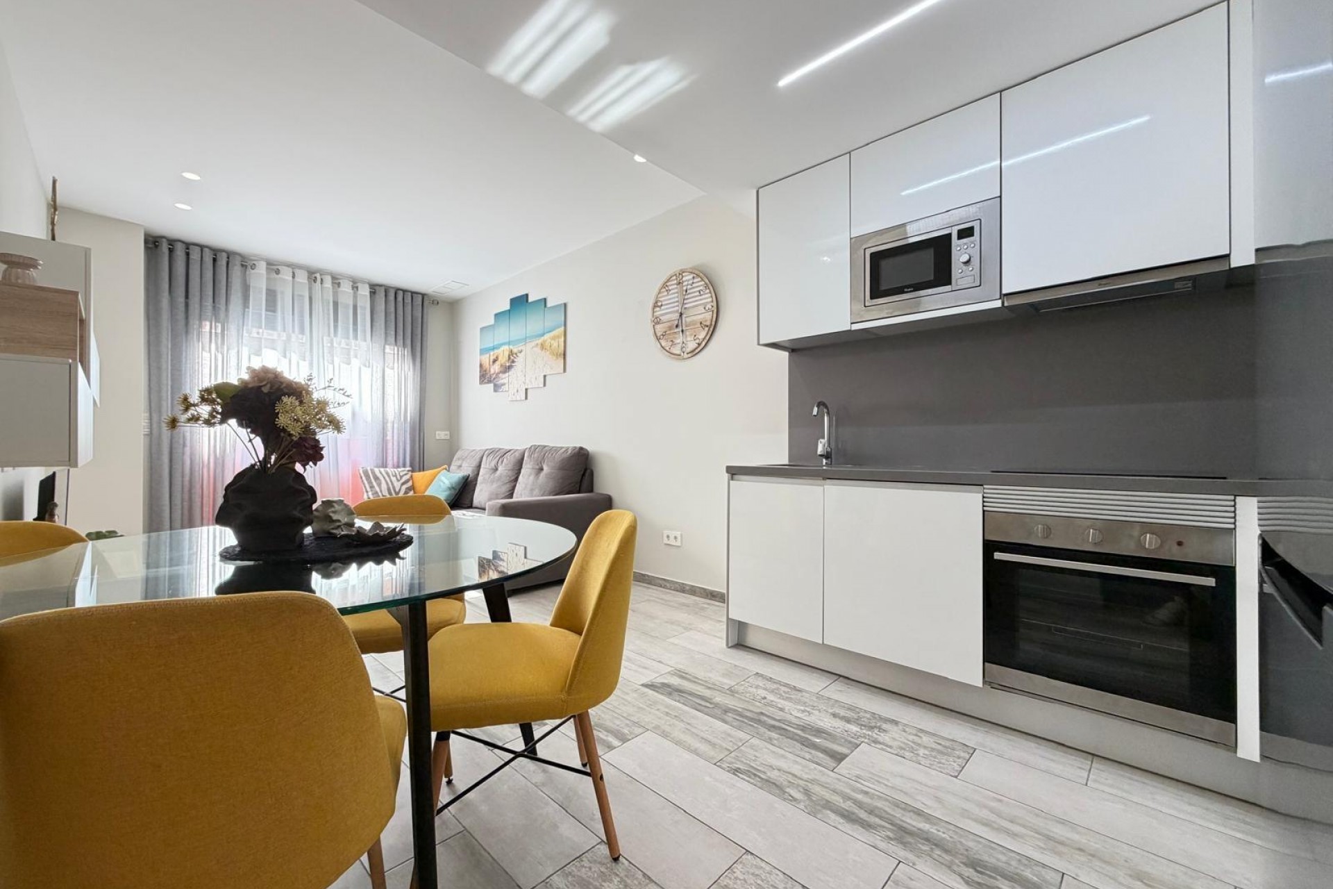A Vendre - Apartamento -
Torrevieja - Playa del cura