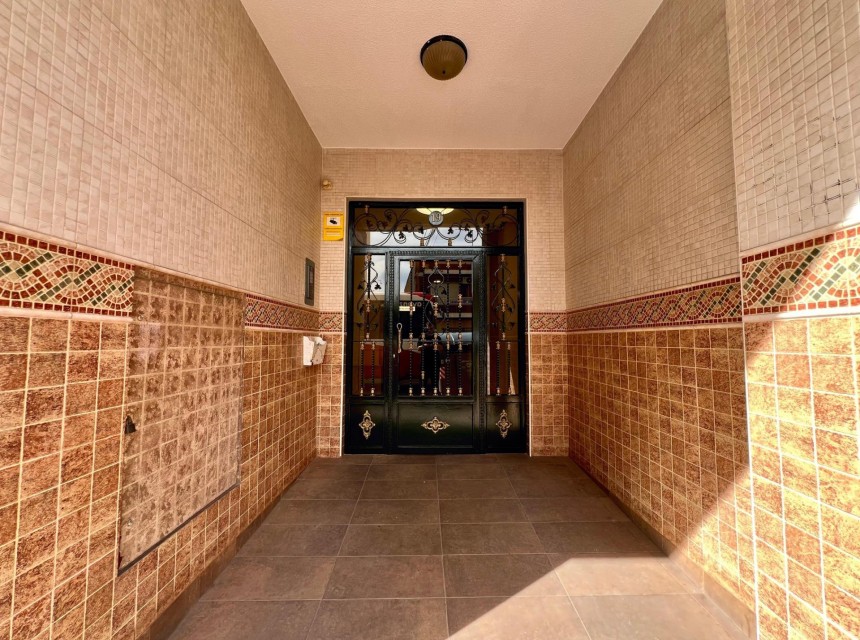 A Vendre - Apartamento -
Torrevieja - Puerto Deportivo