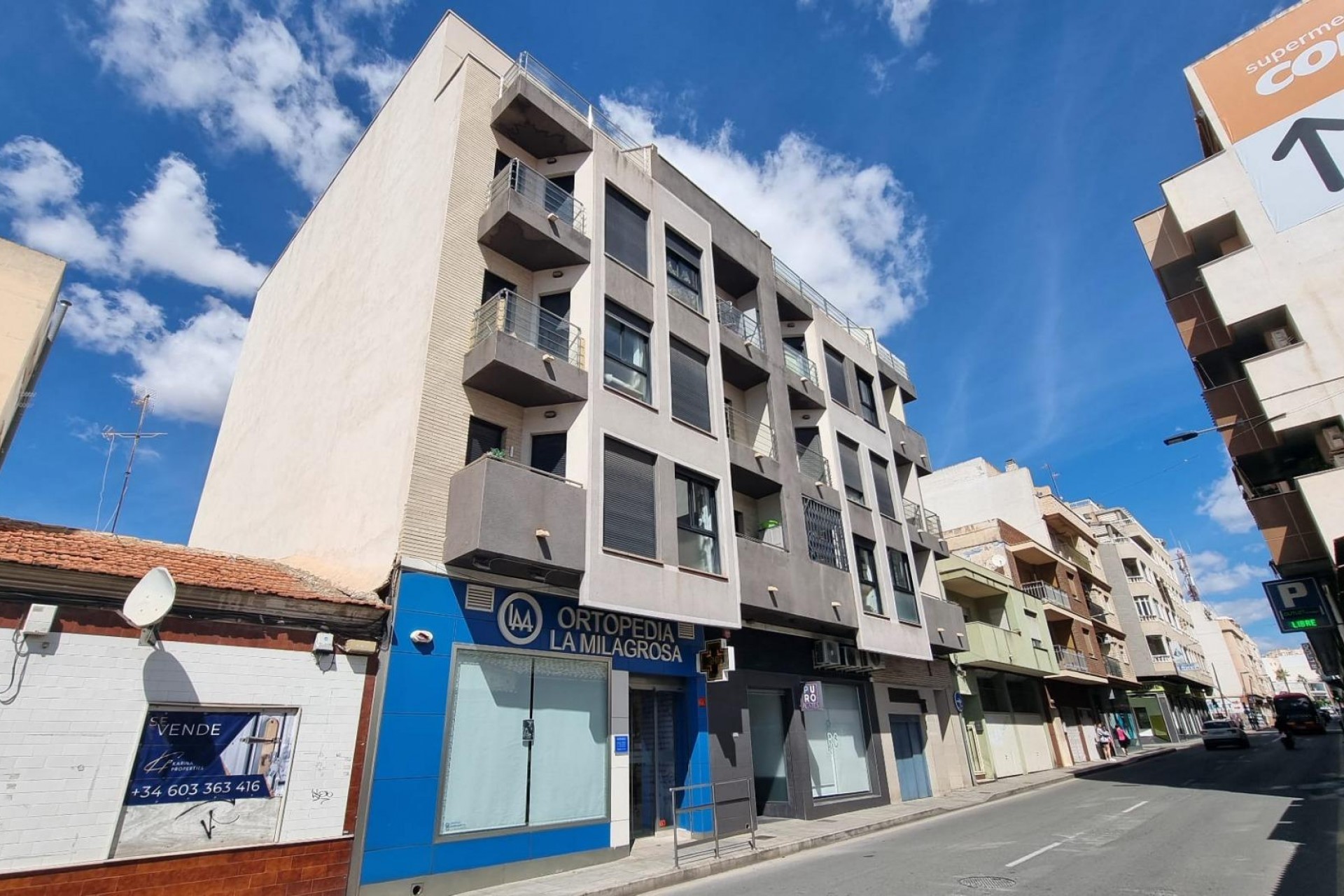 A Vendre - Apartamento -
Torrevieja