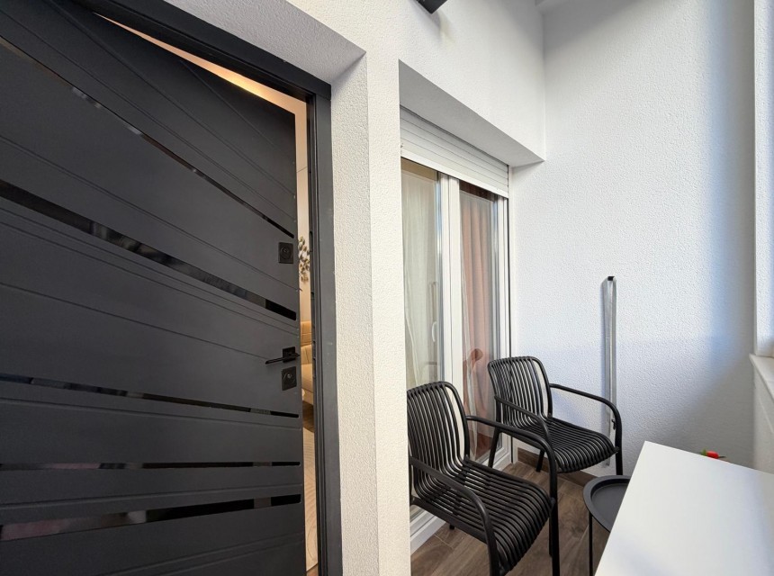 A Vendre - Apartamento -
Torrevieja