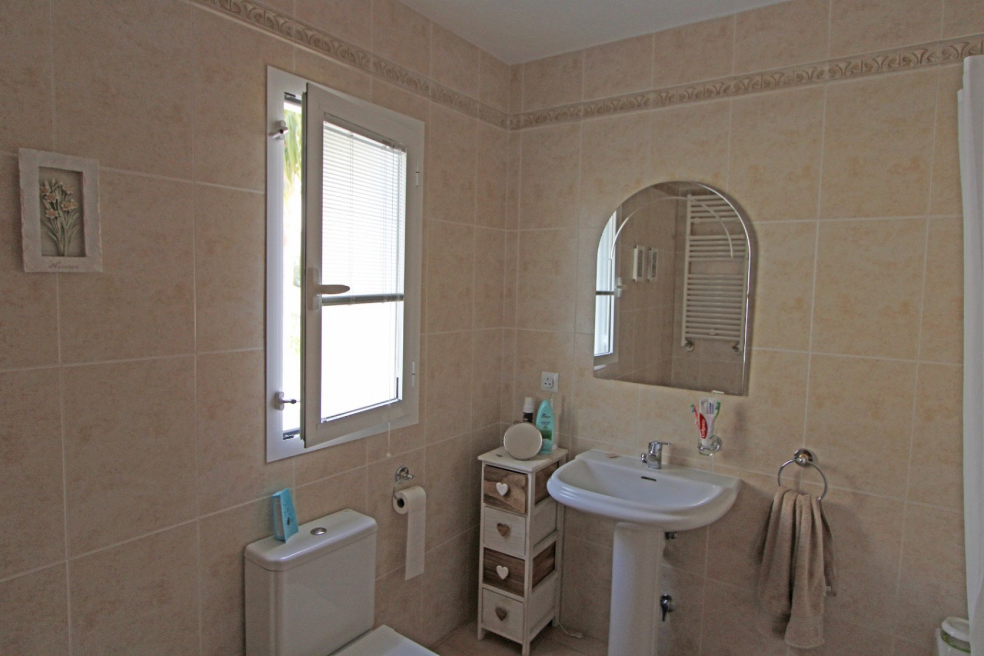 A Vendre - Appartment -
Jalon