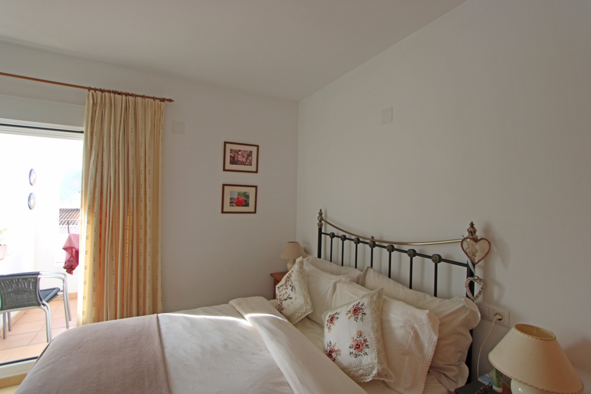 A Vendre - Appartment -
Jalon