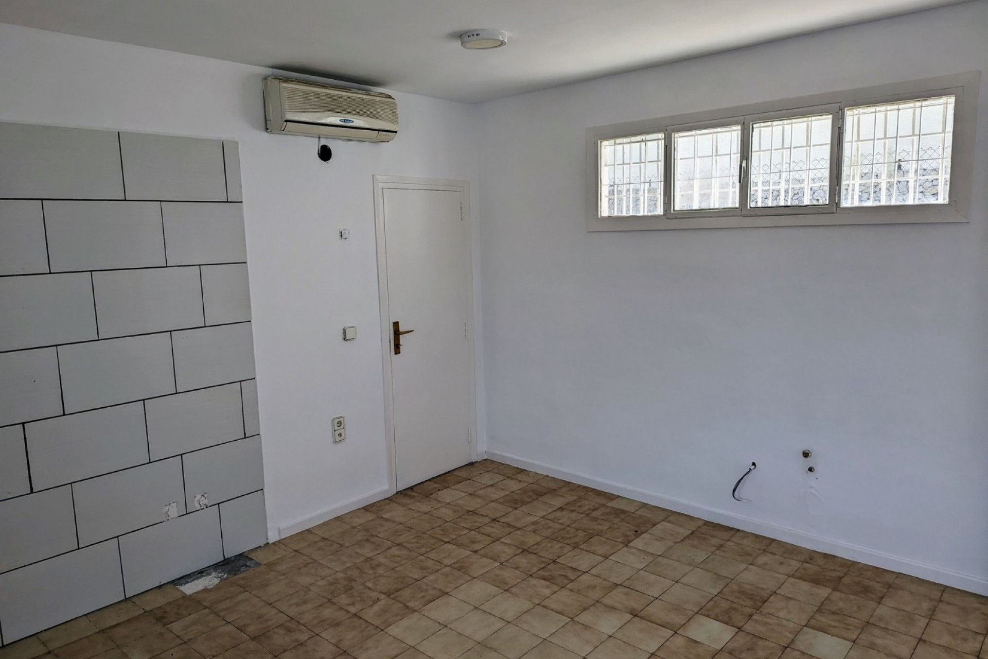 A Vendre - Commercial -
Benissa - Punta Estrella