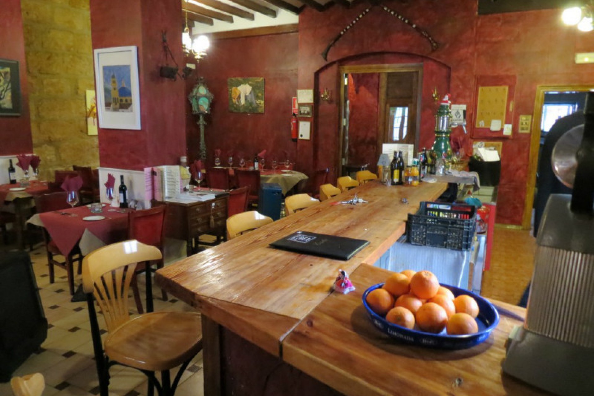 A Vendre - Commercial -
Jalon