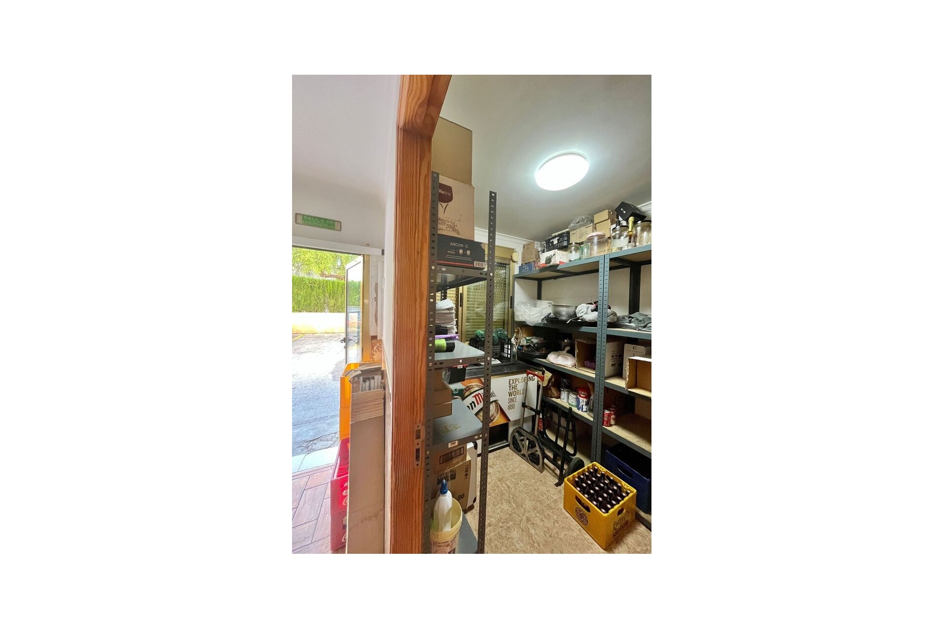 A Vendre - Commercial -
Javea