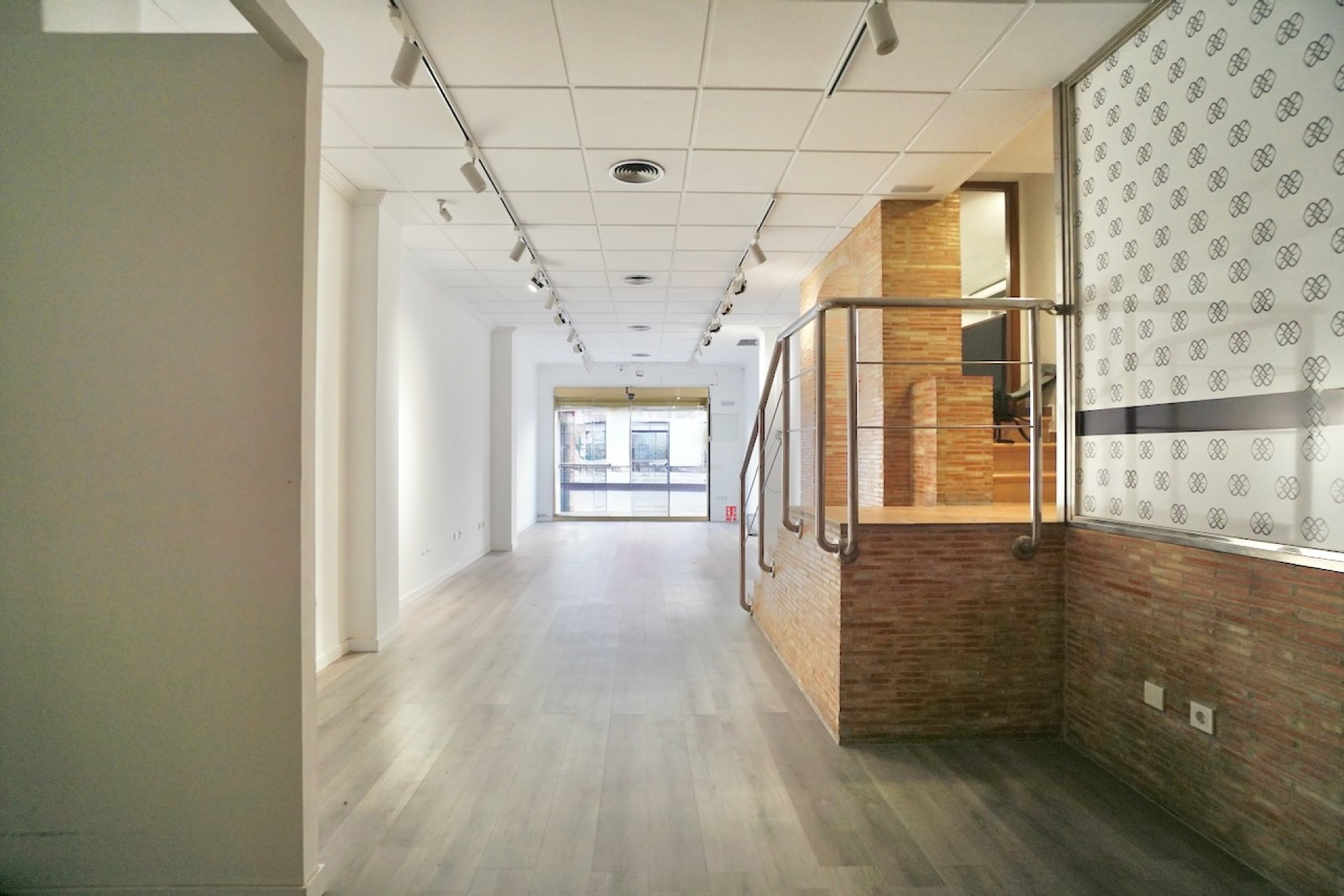 A Vendre - Commercial -
Moraira - Casco Urbano