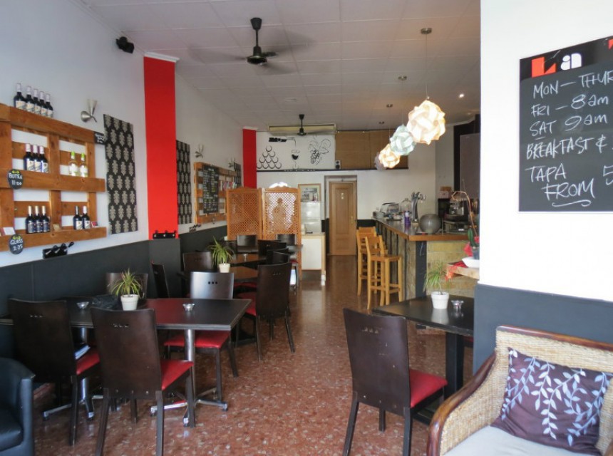 A Vendre - Commercial -
Moraira - Centre-ville