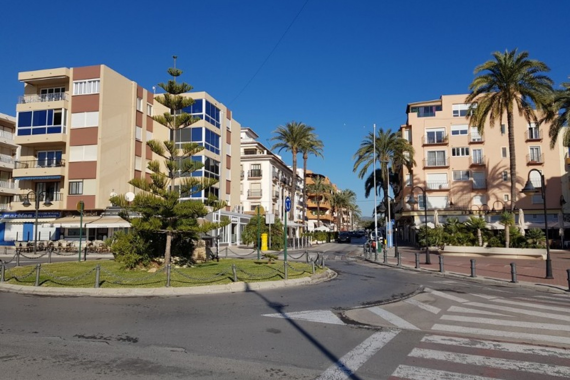 A Vendre - Commercial -
Moraira - Centre-ville