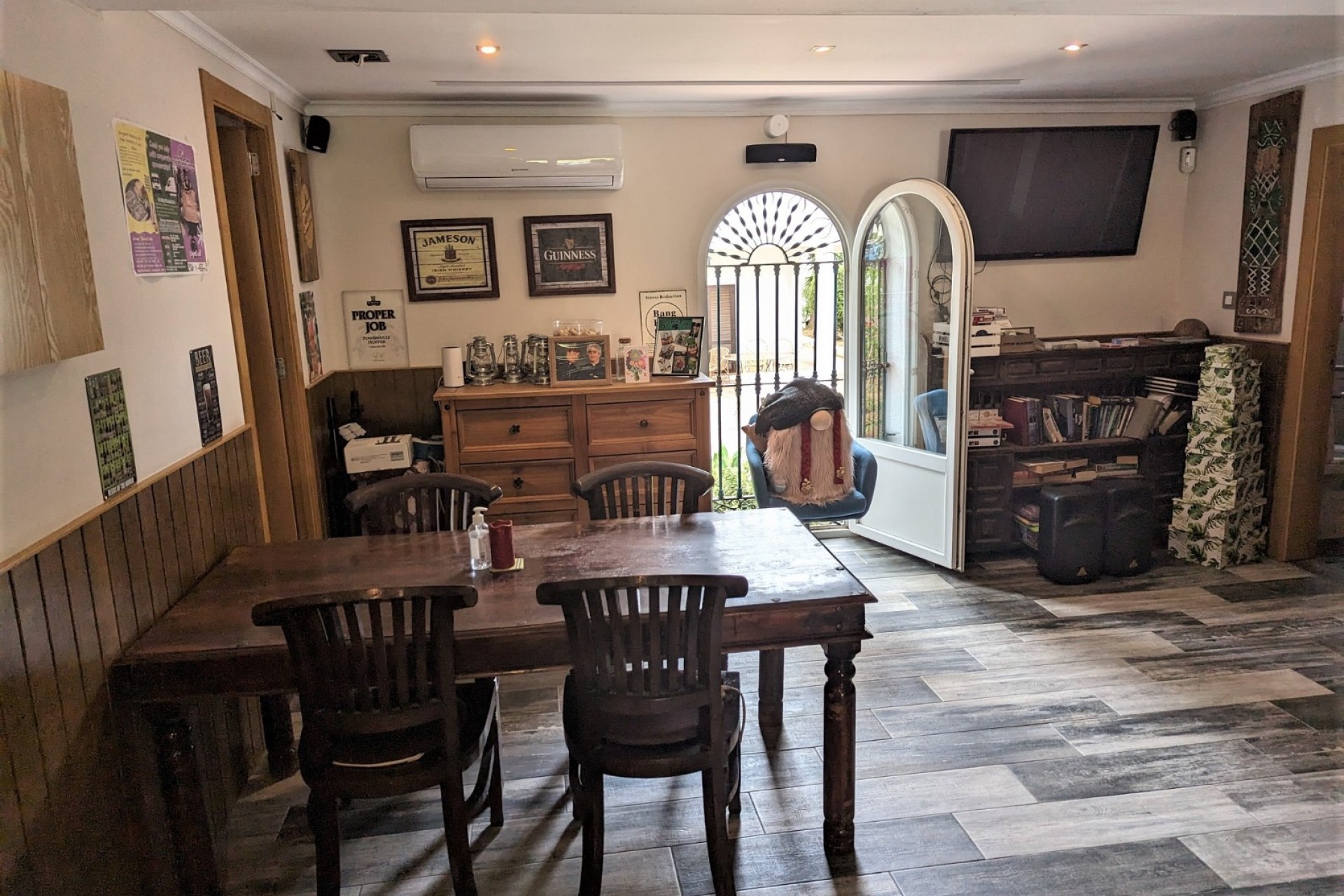 A Vendre - Commercial -
Moraira - La Cometa