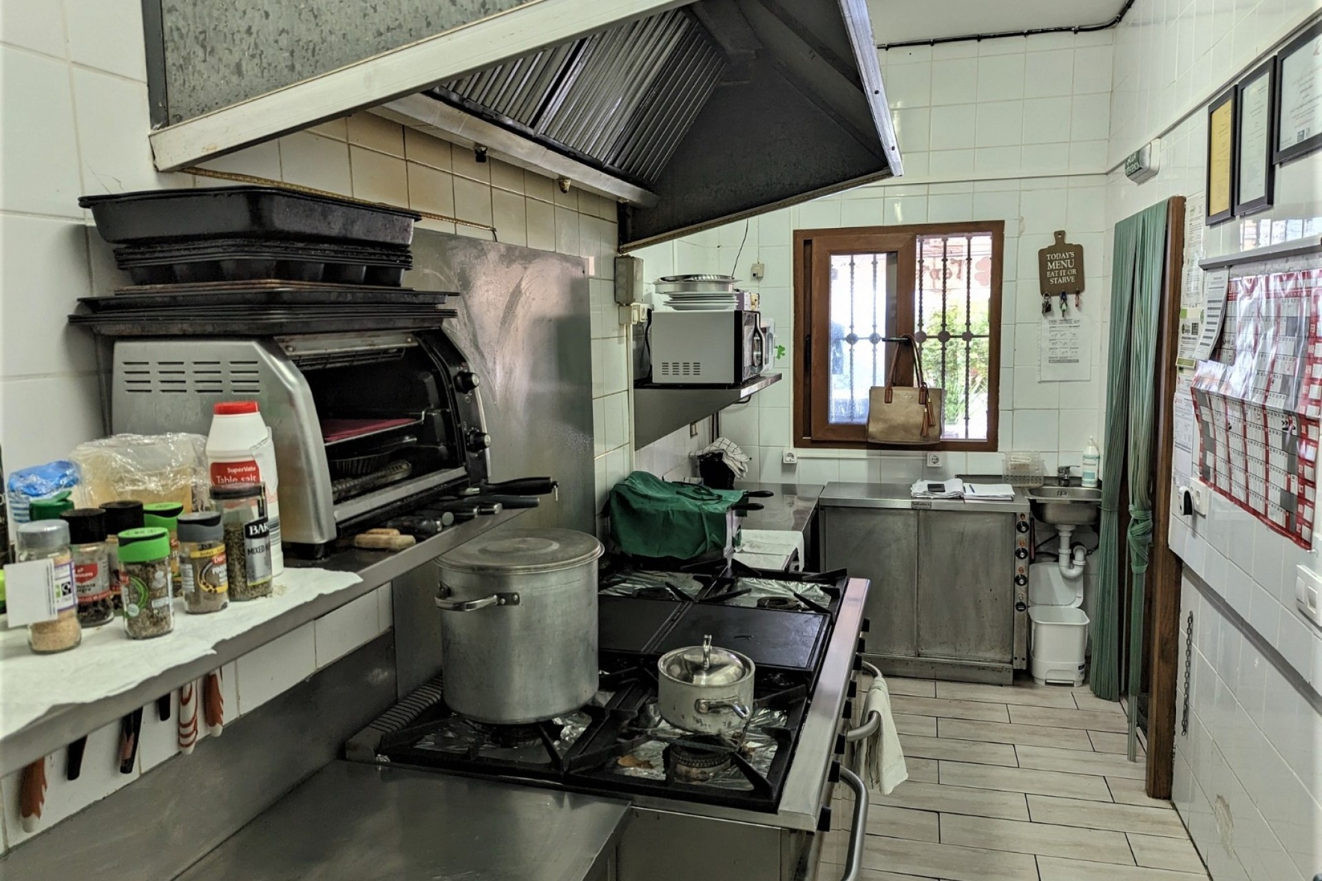 A Vendre - Commercial -
Moraira - La Cometa