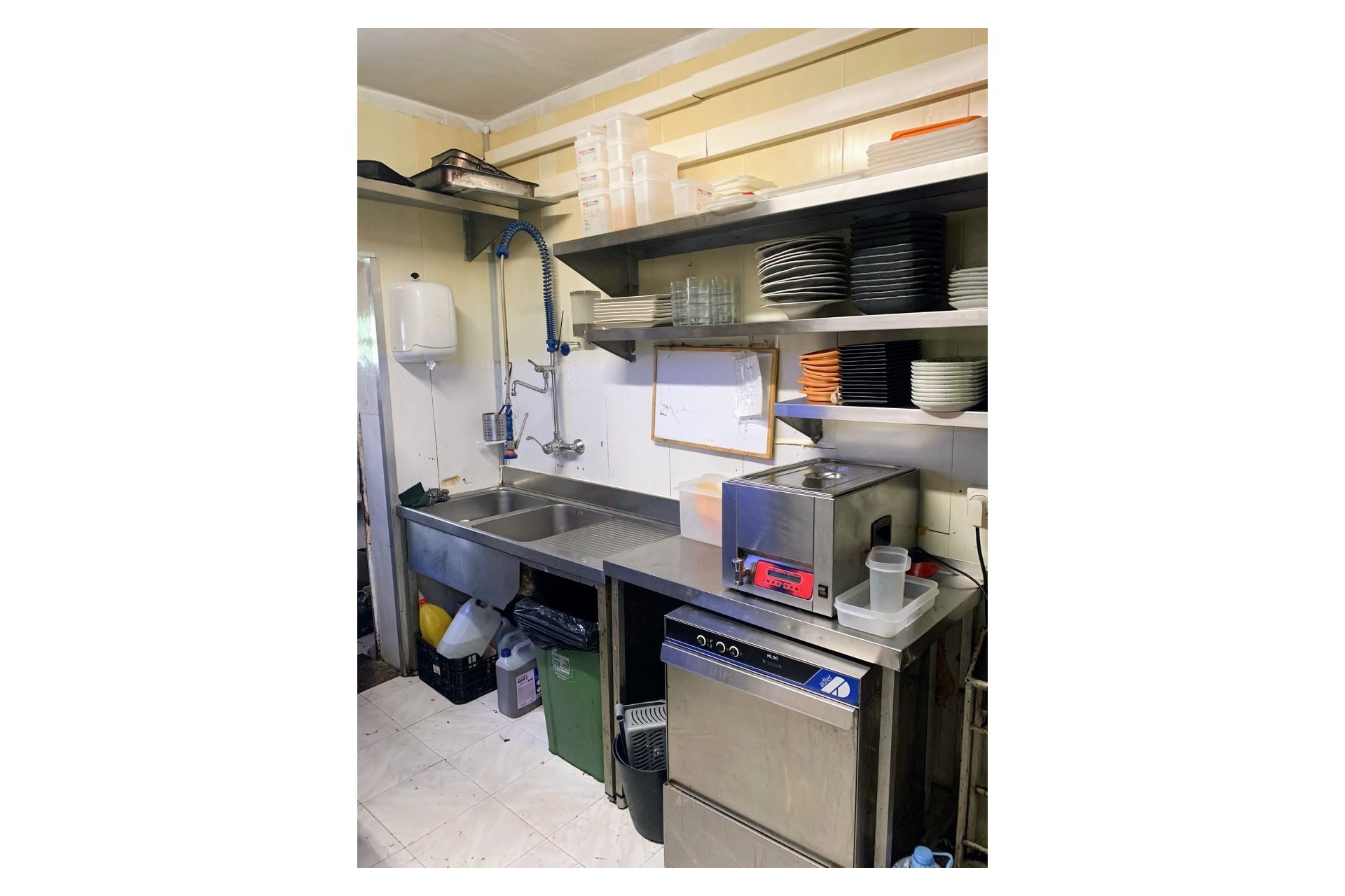 A Vendre - Commercial -
Moraira - La Cometa