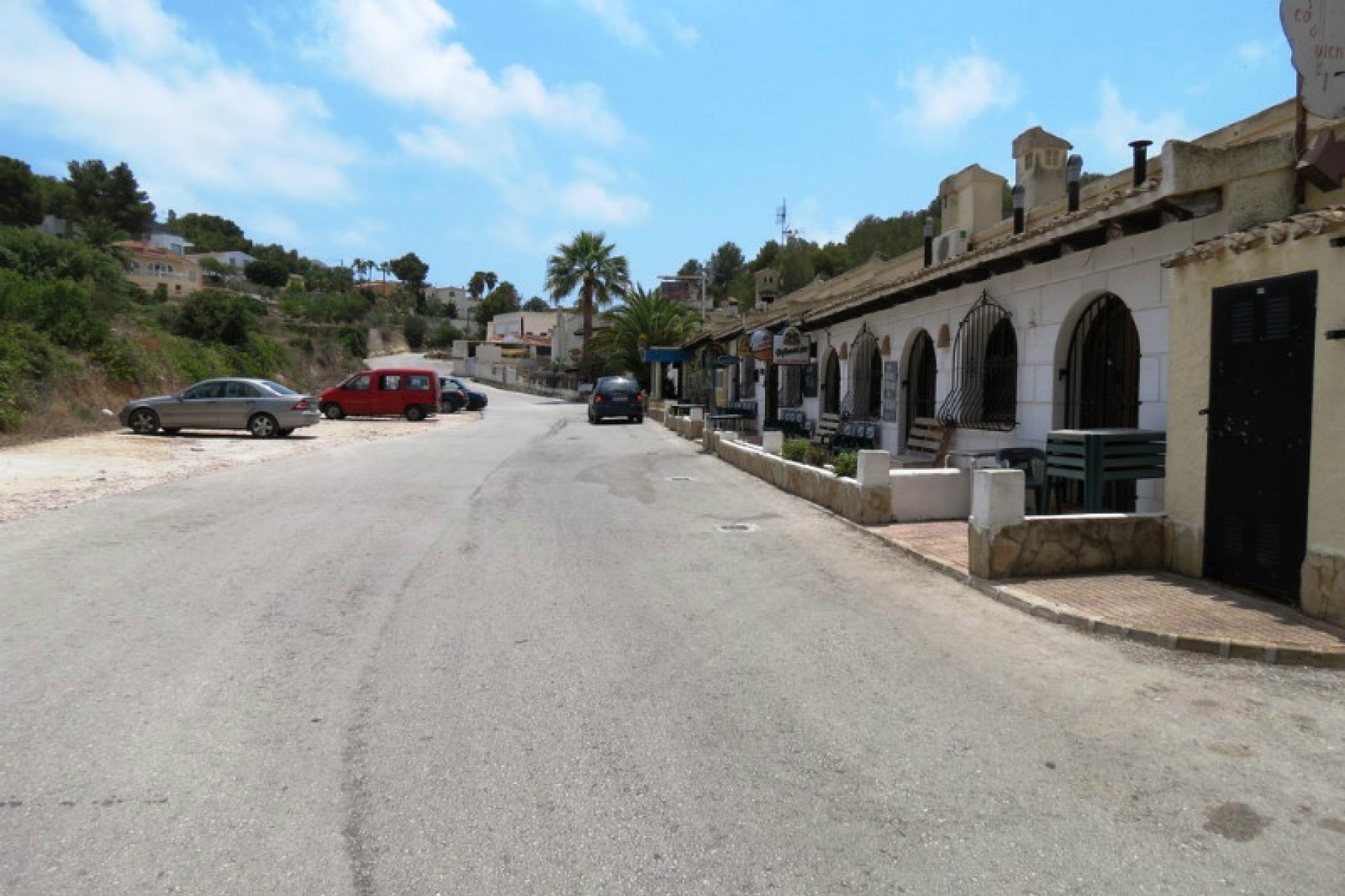 A Vendre - Commercial -
Moraira
