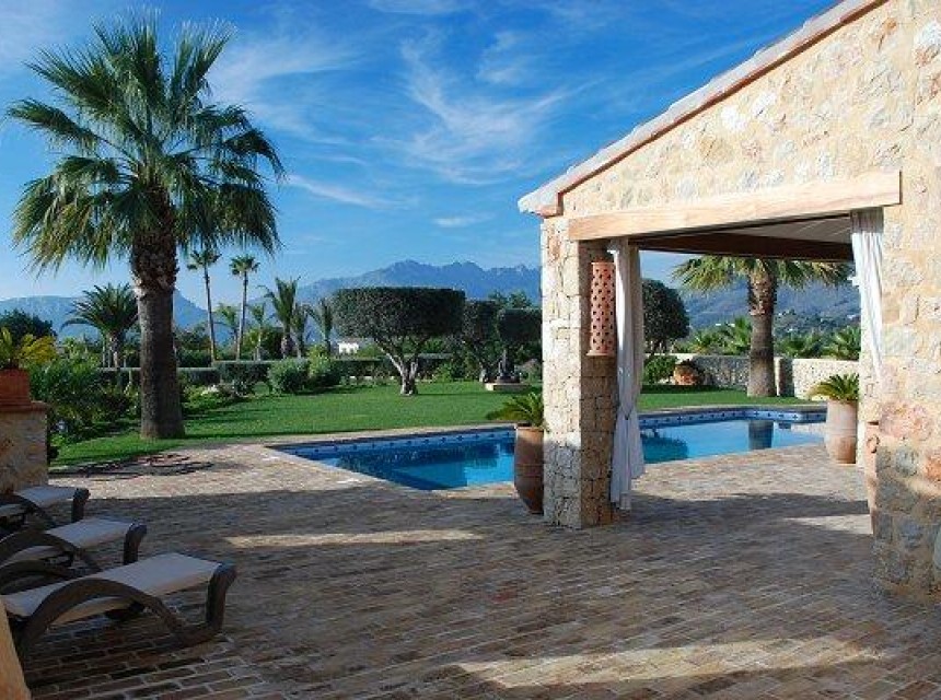 A Vendre - Finca / Propriété rurale -
Benissa