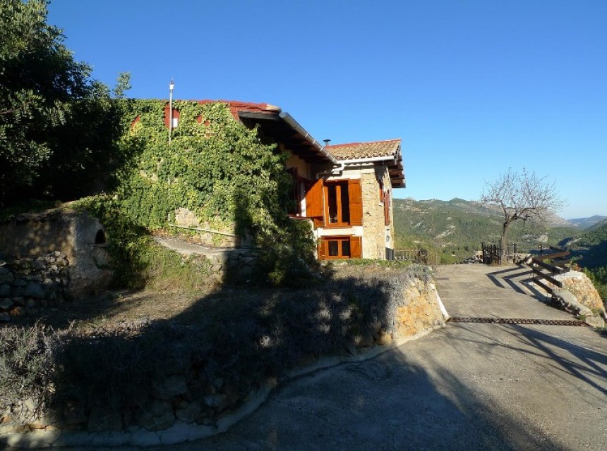 A Vendre - Finca / Propriété rurale -
Castell de Castells