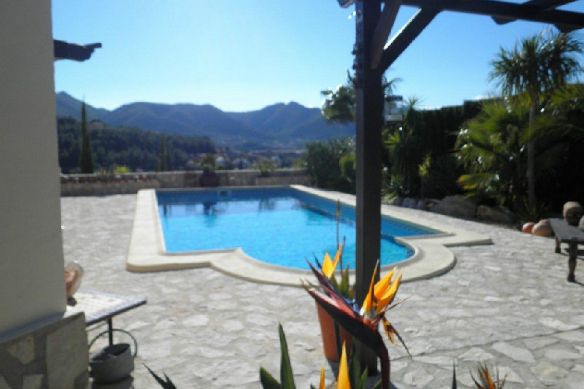 A Vendre - Finca / Propriété rurale -
Jalon