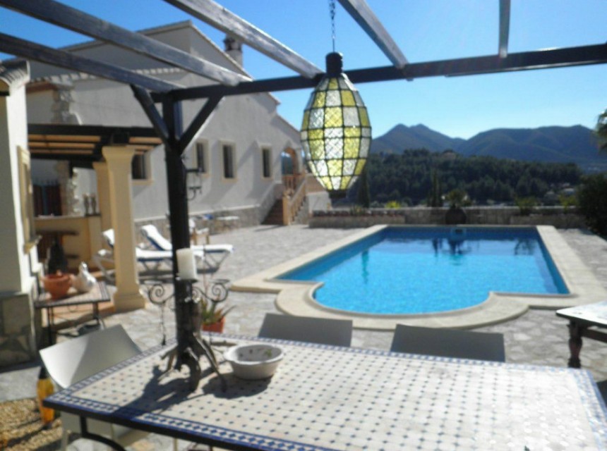 A Vendre - Finca / Propriété rurale -
Jalon