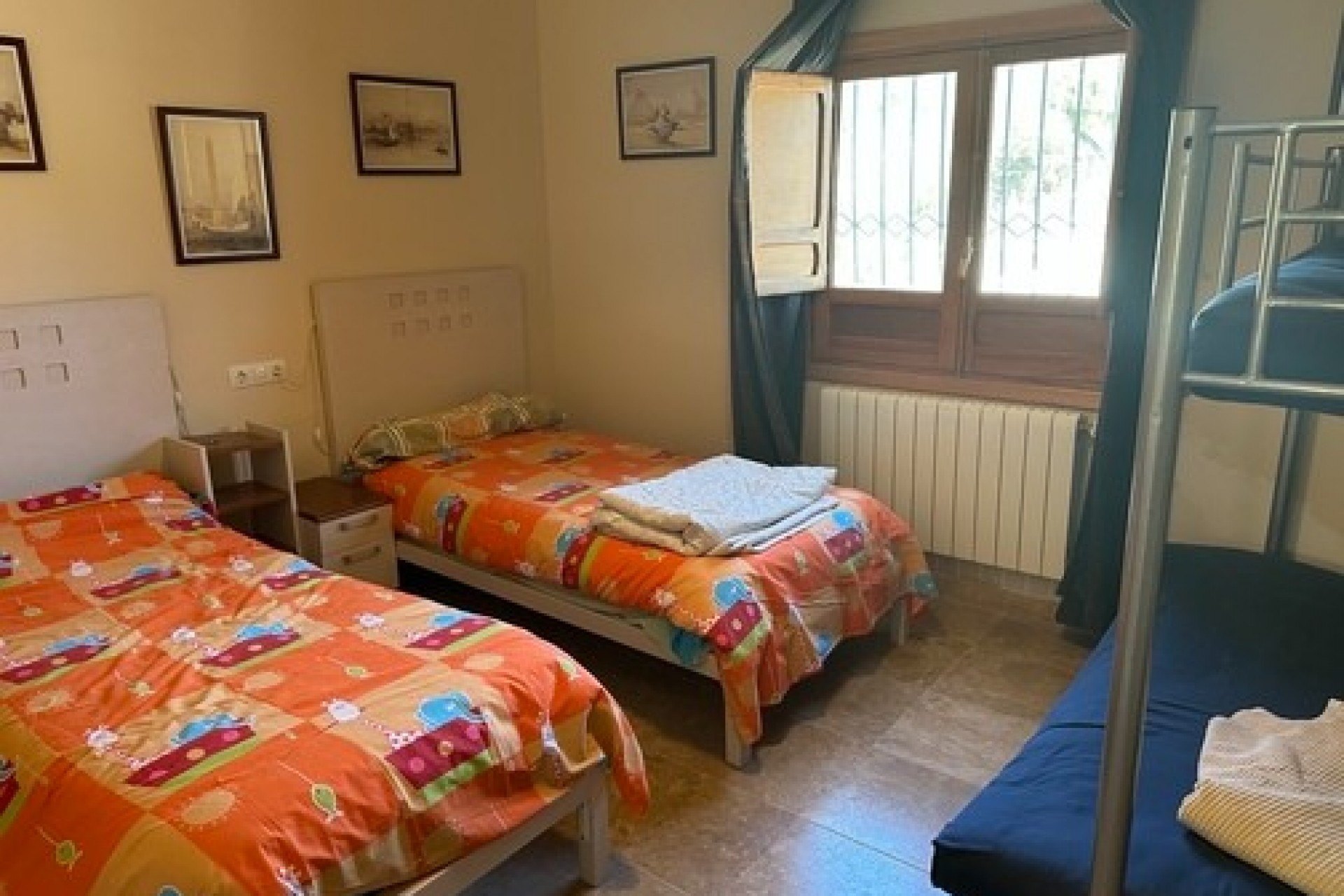 A Vendre - Finca / Propriété rurale -
Relleu