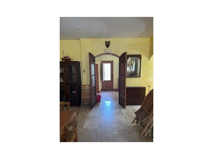 A Vendre - Finca / Propriété rurale -
Relleu