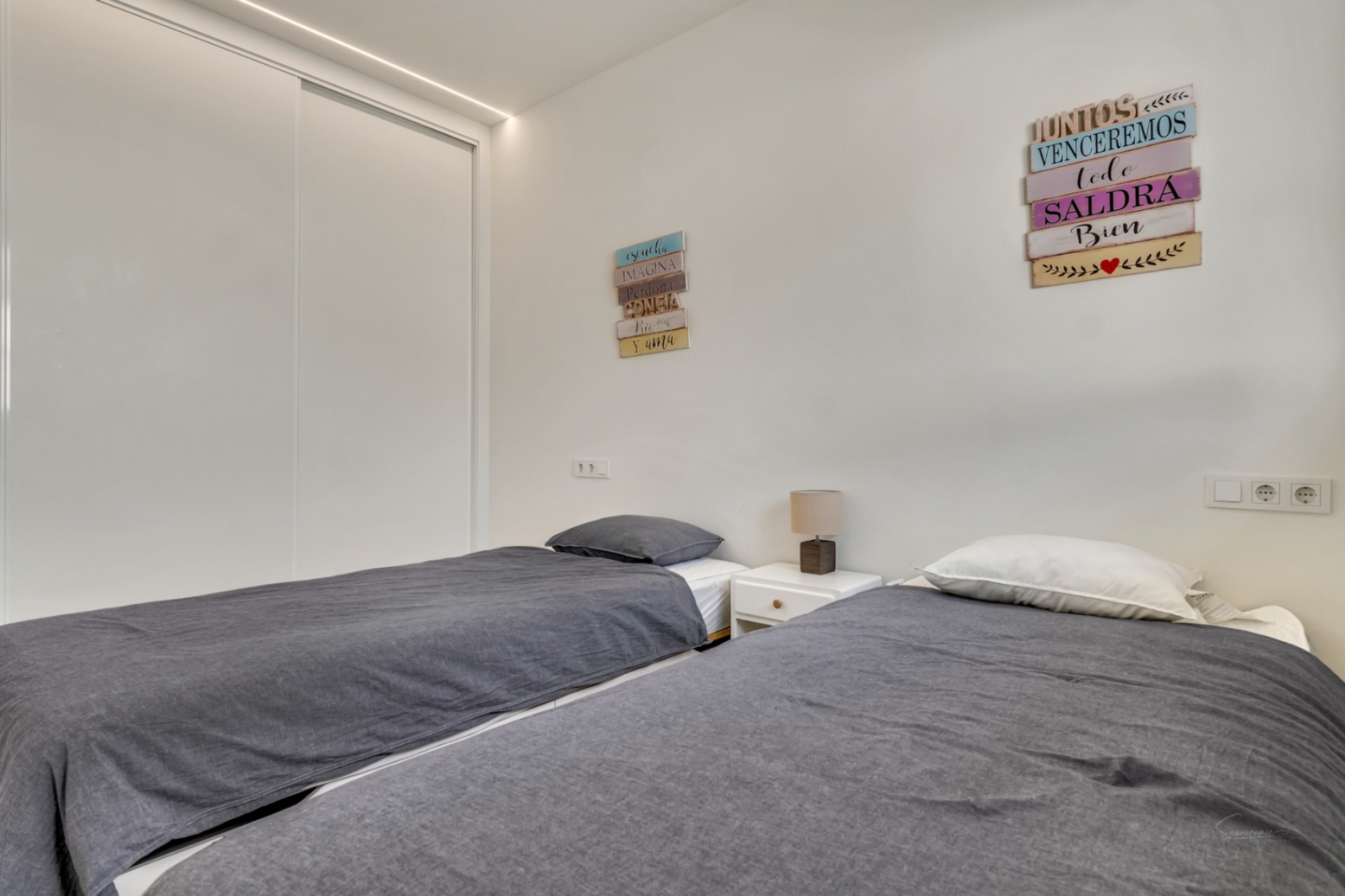 A Vendre -  -
Finestrat