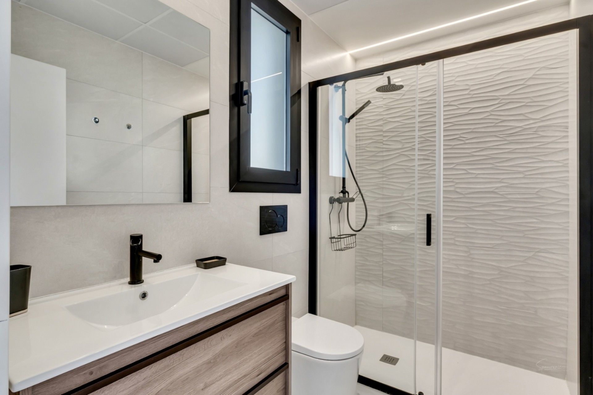 A Vendre -  -
Finestrat