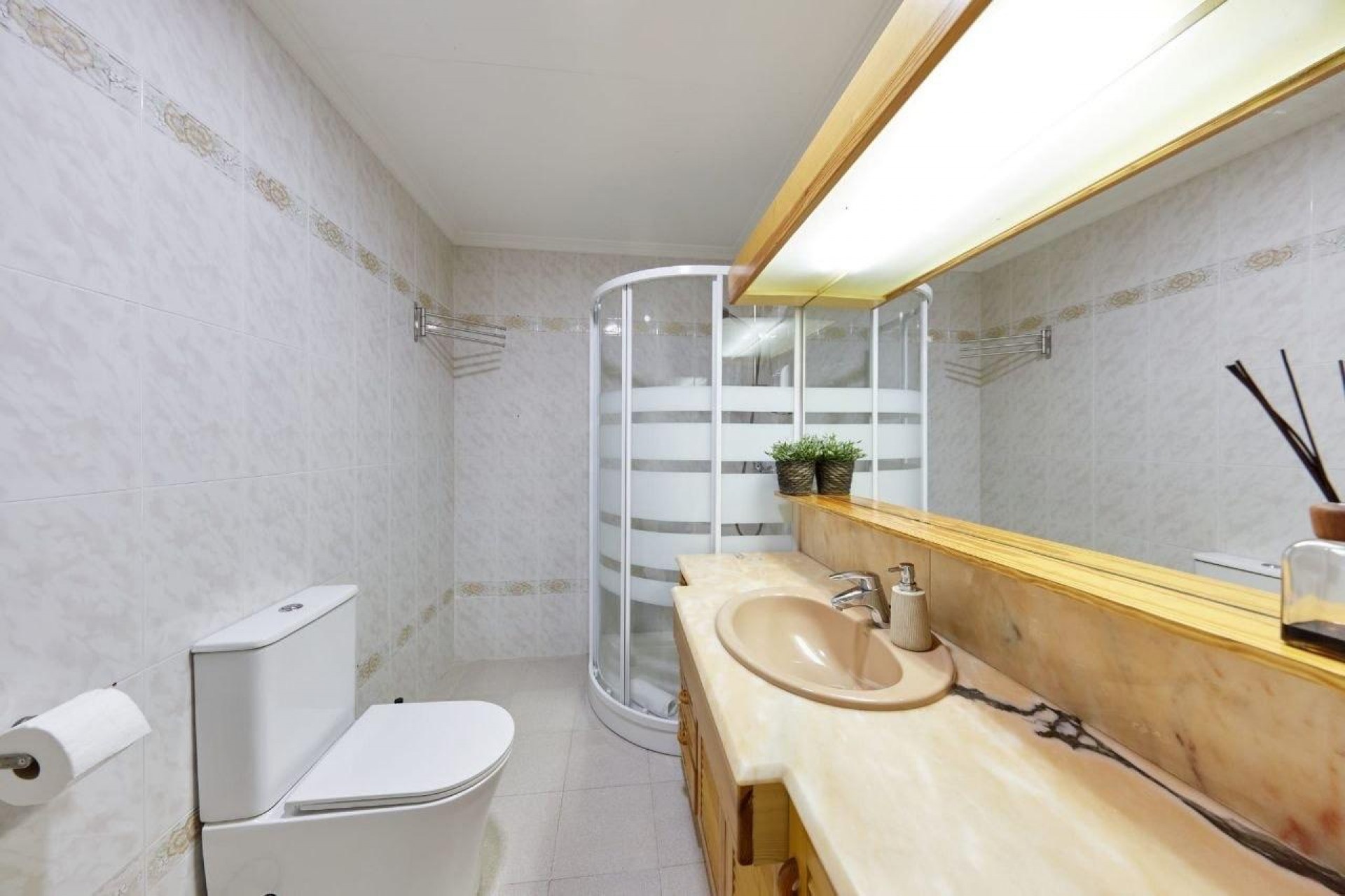 A Vendre - Hostal -
Alicante - Carolinas bajas