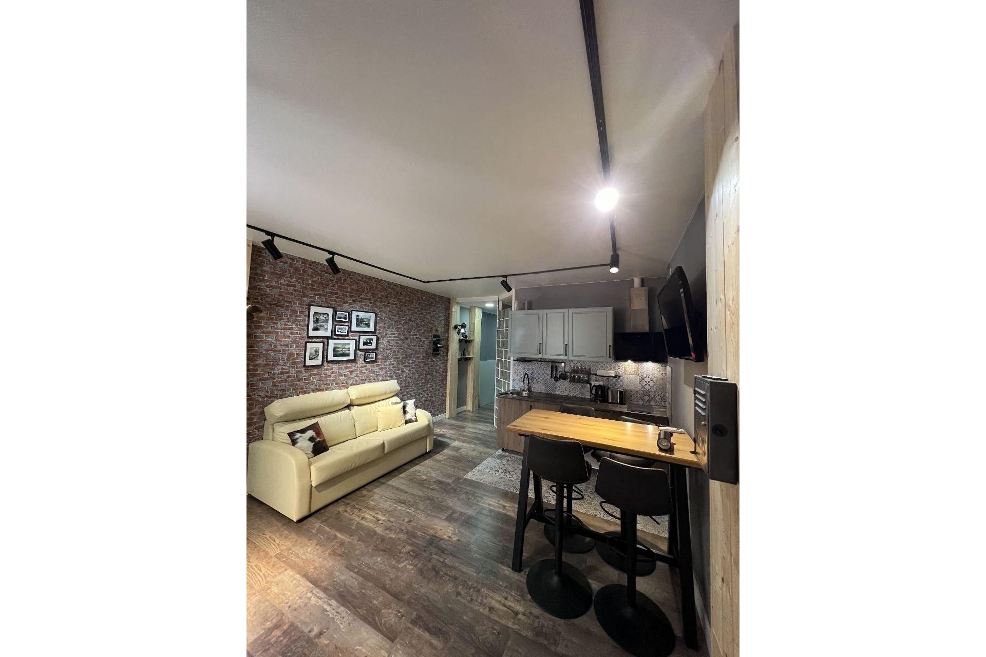 A Vendre - Hostal -
Alicante - Carolinas bajas