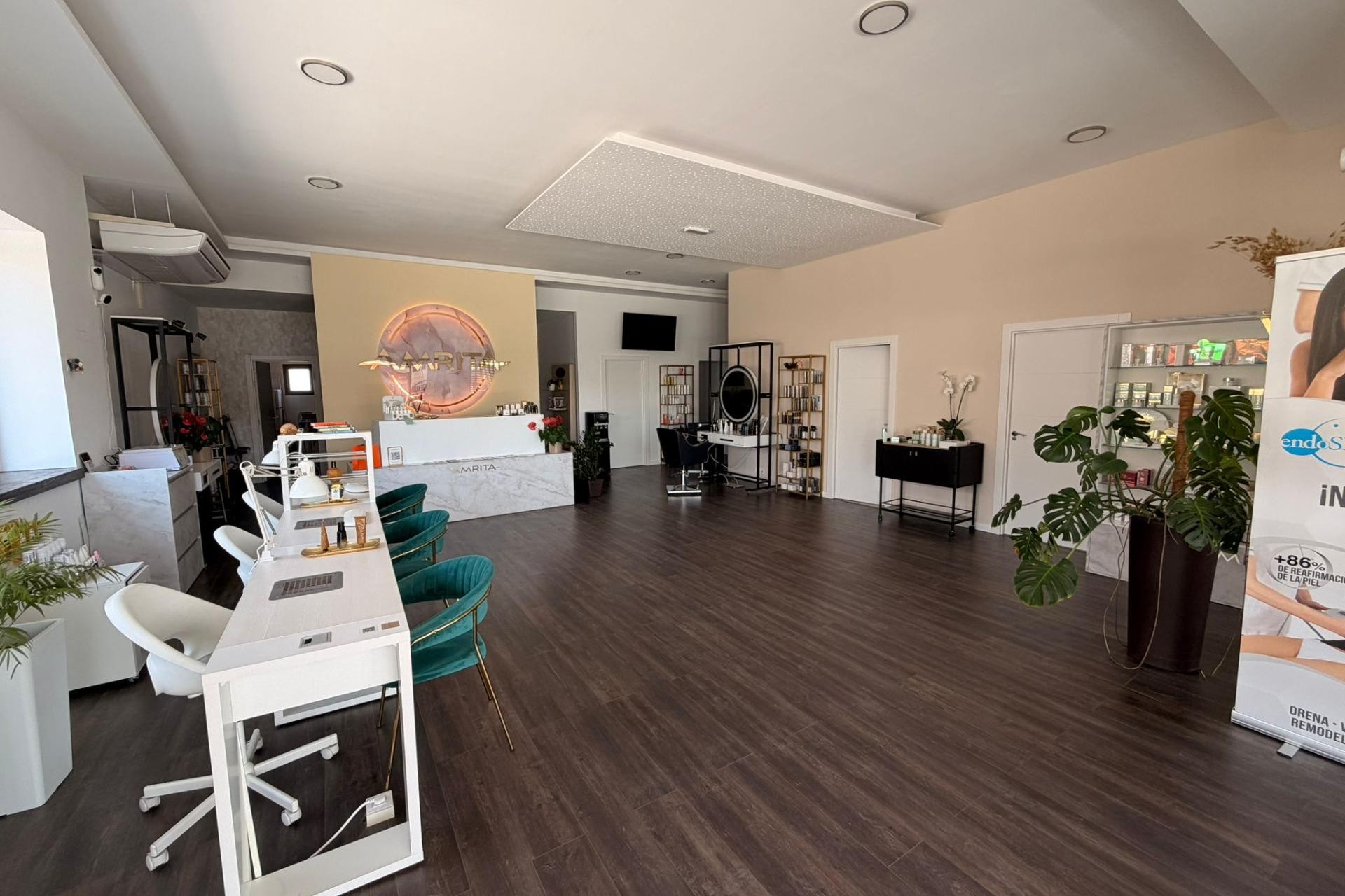 A Vendre - Local comercial -
Orihuela Costa - Los Dolses