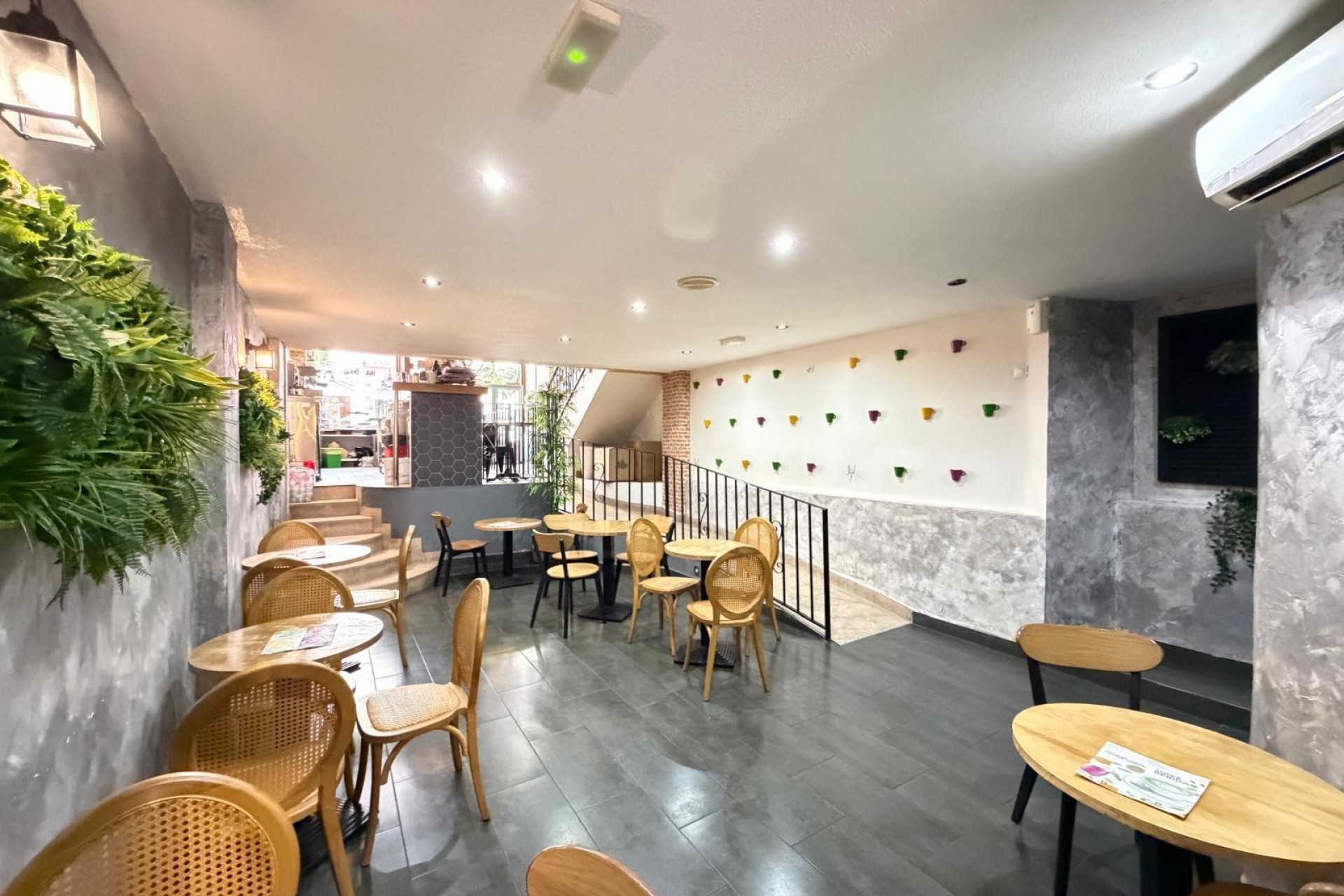 A Vendre - Local comercial -
Torrevieja - Centro