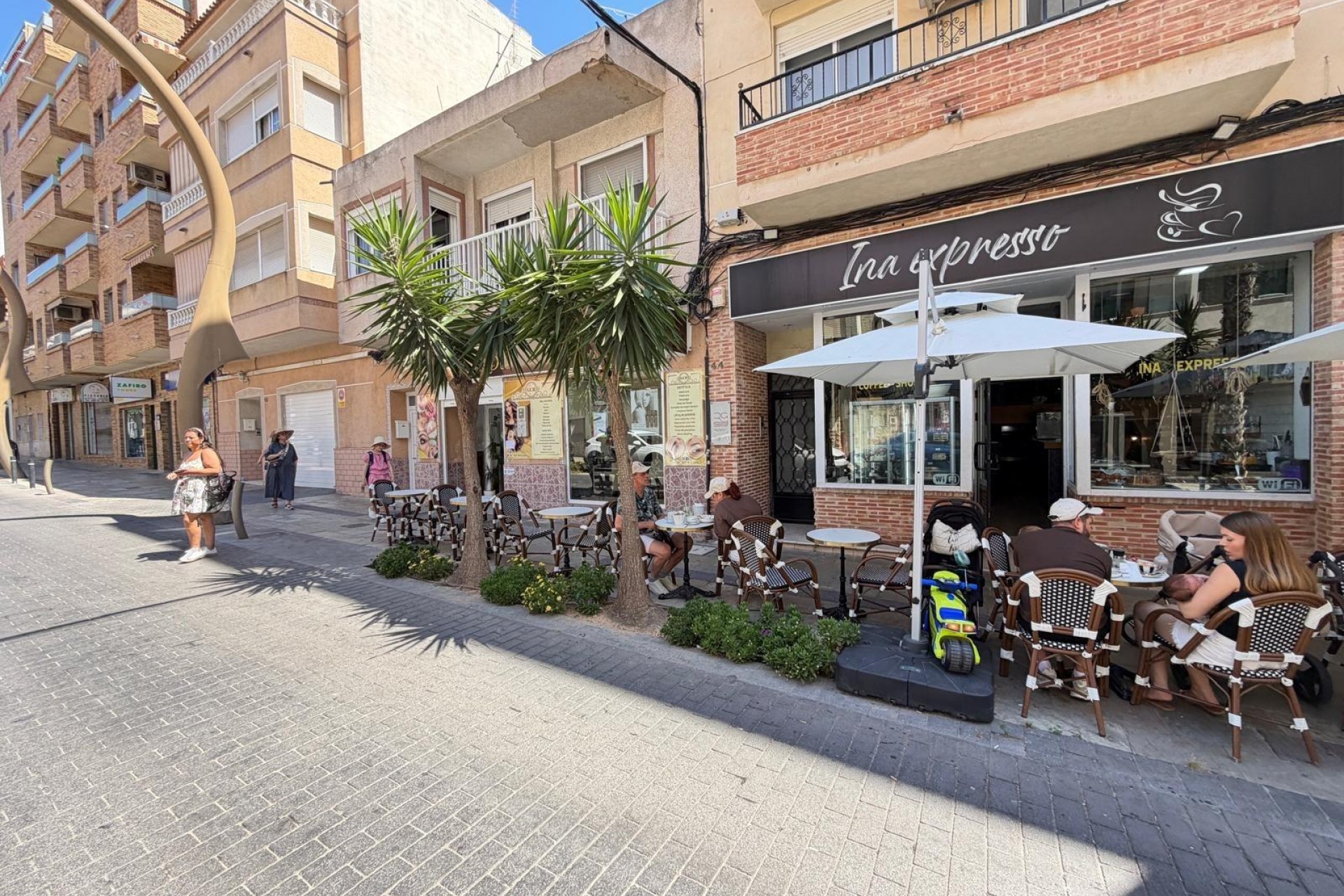 A Vendre - Local comercial -
Torrevieja - Centro